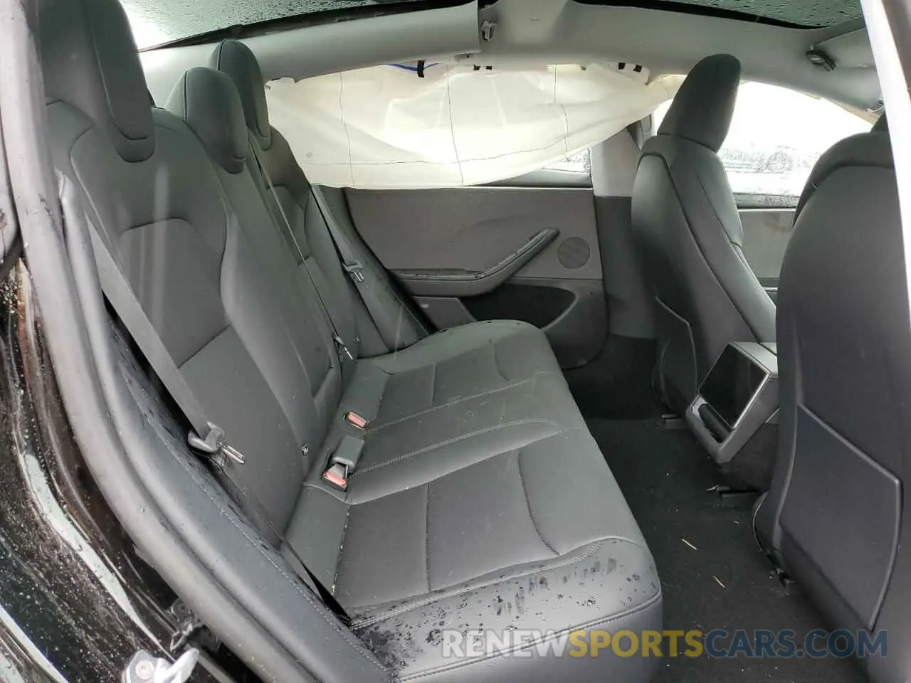 11 Photograph of a damaged car 5YJ3E1EA9RF867532 TESLA MODEL 3 2024