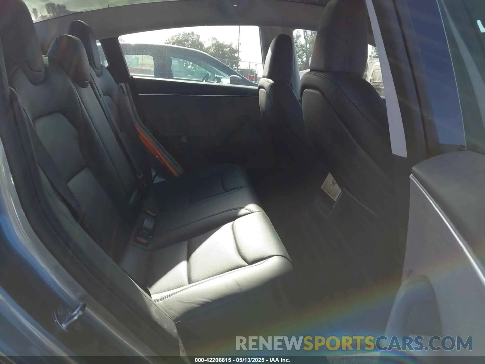 8 Photograph of a damaged car 5YJ3E1EA9RF870138 TESLA MODEL 3 2024