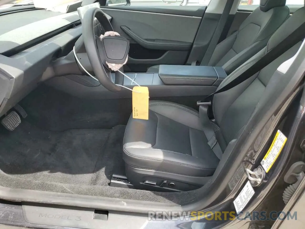 7 Photograph of a damaged car 5YJ3E1EAXRF718546 TESLA MODEL 3 2024