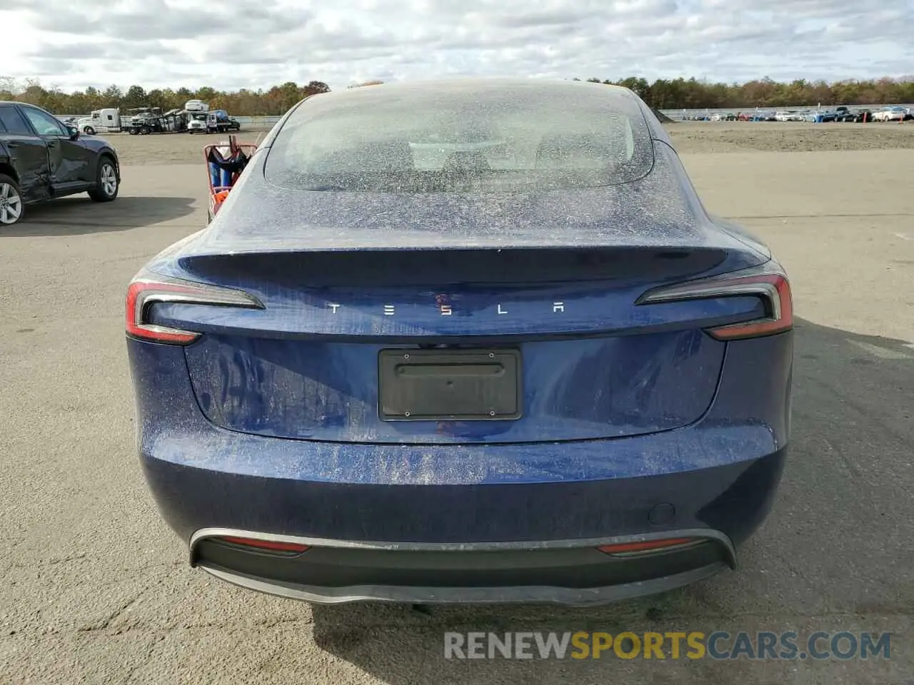 6 Photograph of a damaged car 5YJ3E1EAXRF725898 TESLA MODEL 3 2024