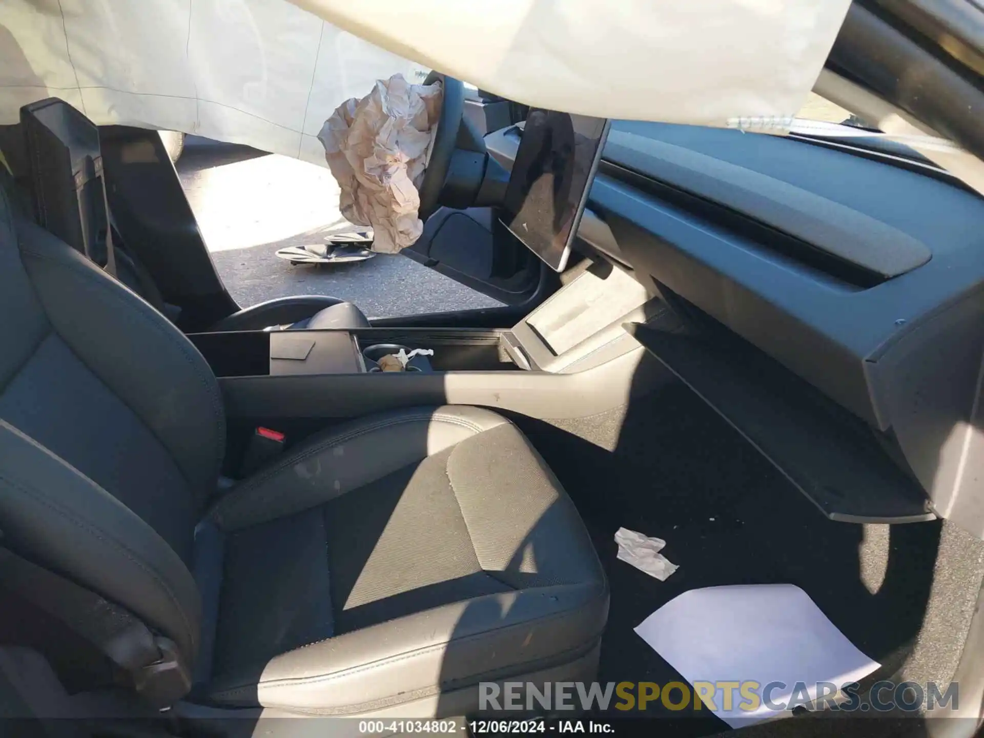 5 Photograph of a damaged car 5YJ3E1EAXRF729675 TESLA MODEL 3 2024