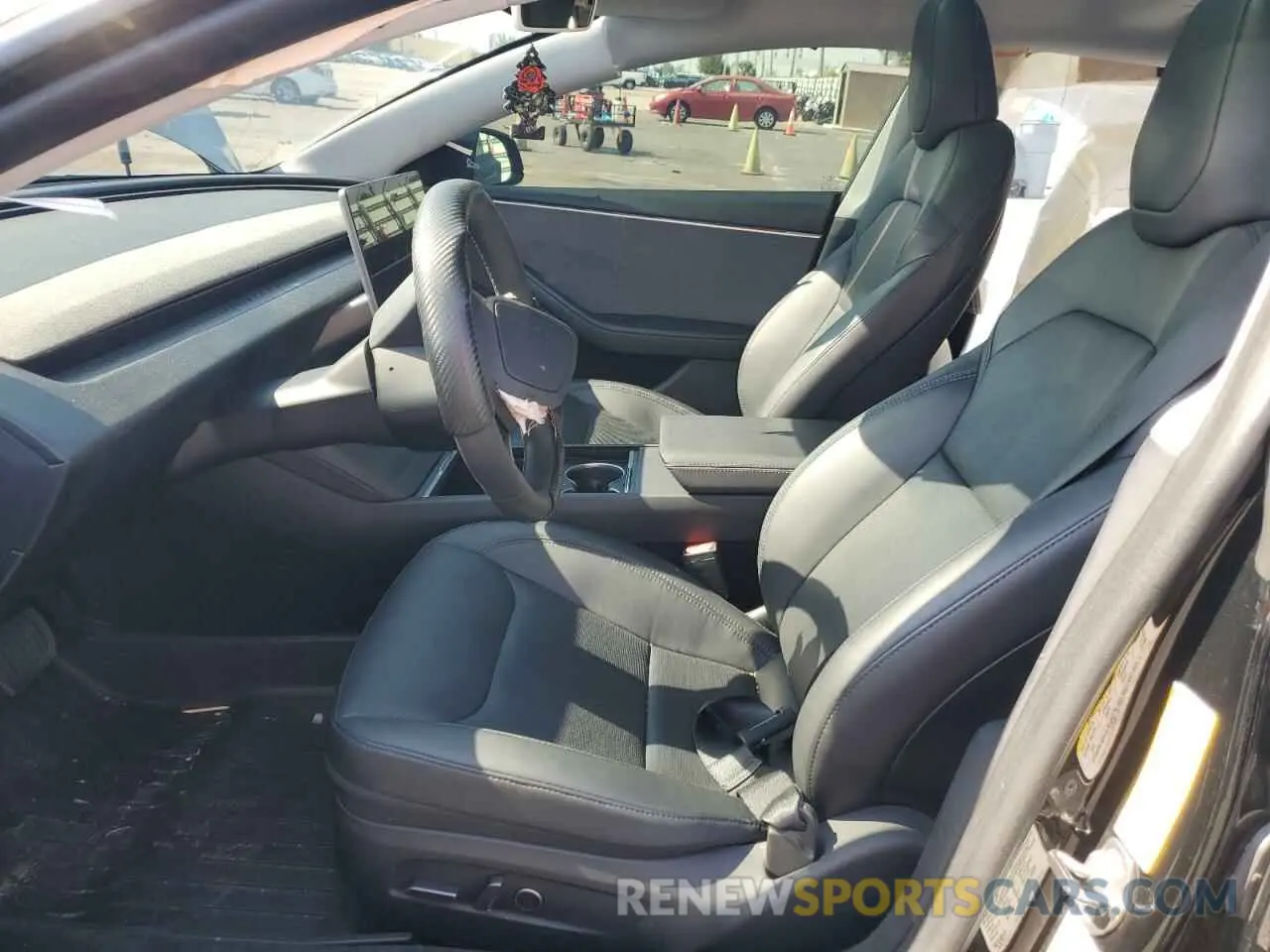 7 Photograph of a damaged car 5YJ3E1EAXRF743835 TESLA MODEL 3 2024