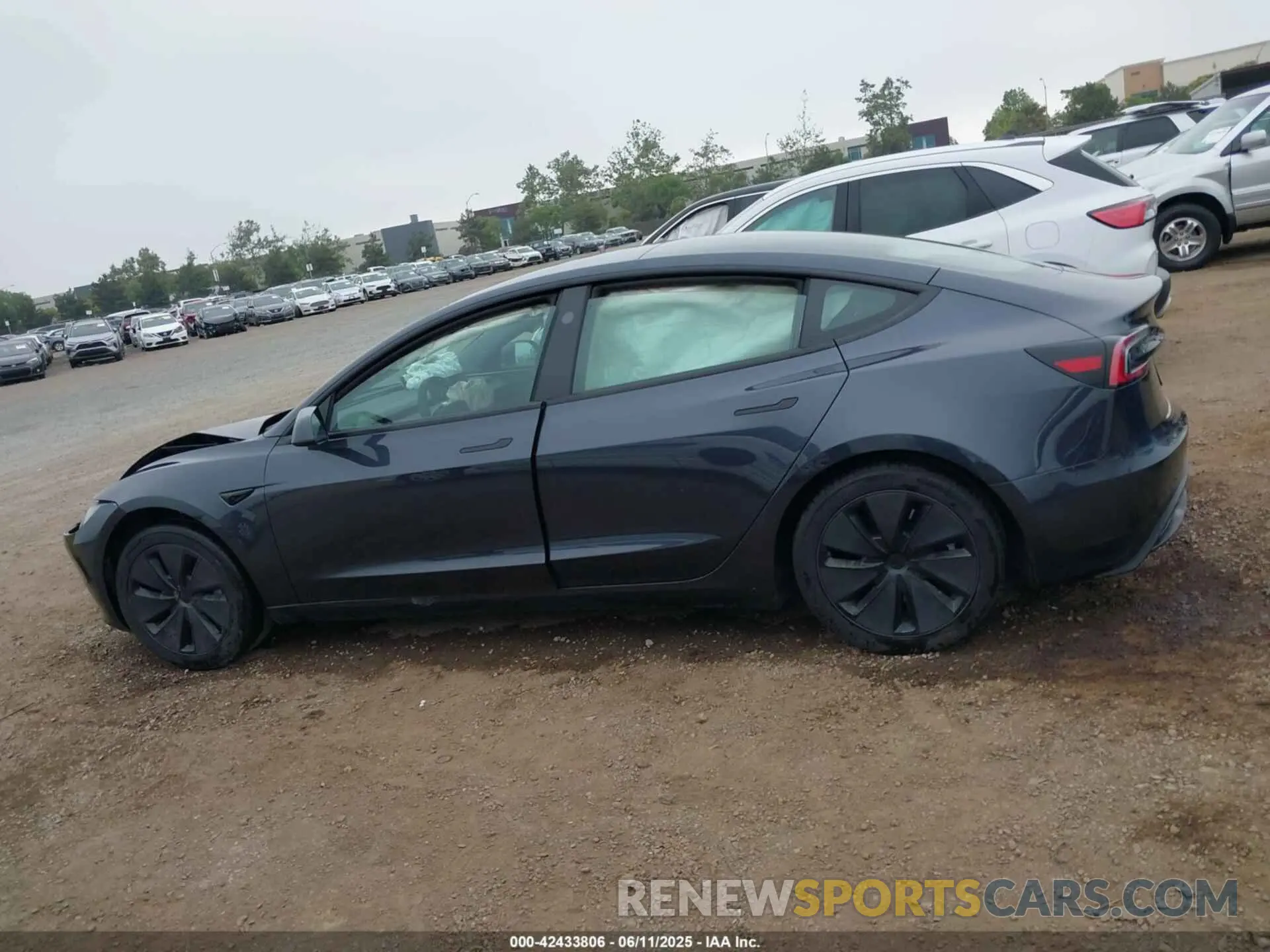 13 Photograph of a damaged car 5YJ3E1EAXRF743950 TESLA MODEL 3 2024