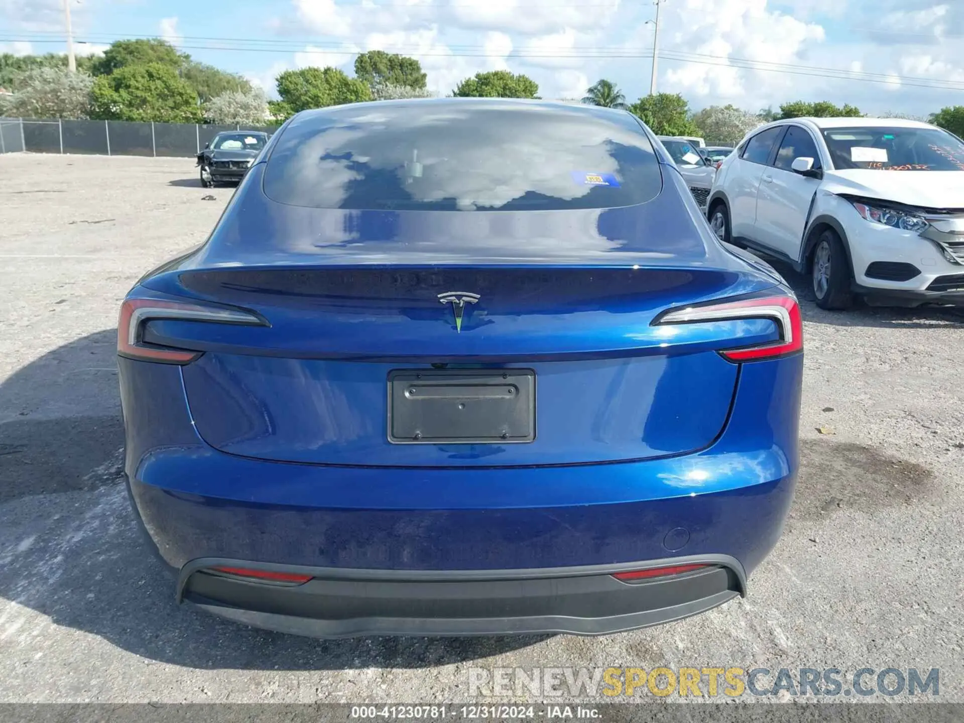 16 Photograph of a damaged car 5YJ3E1EAXRF744712 TESLA MODEL 3 2024
