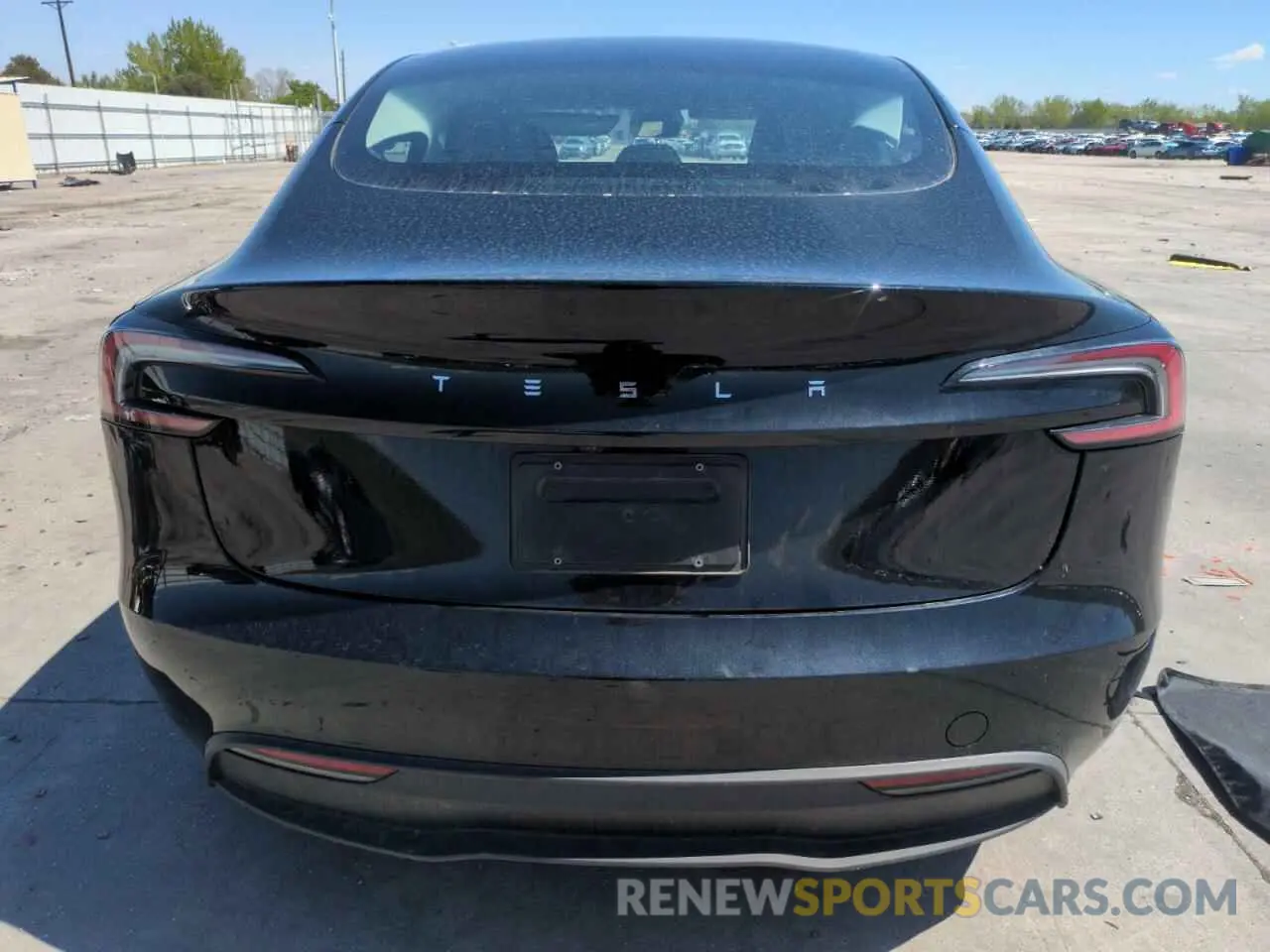 6 Photograph of a damaged car 5YJ3E1EAXRF746301 TESLA MODEL 3 2024
