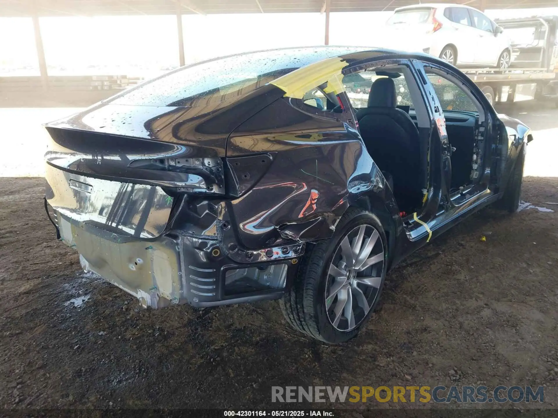 4 Photograph of a damaged car 5YJ3E1EAXRF750297 TESLA MODEL 3 2024