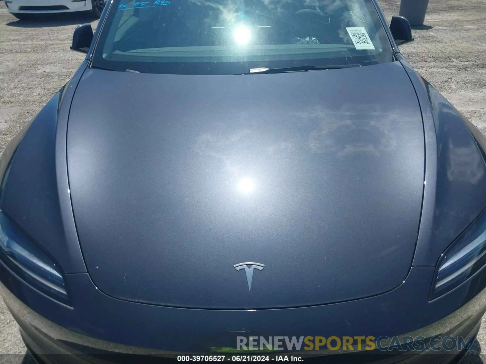 10 Photograph of a damaged car 5YJ3E1EAXRF752132 TESLA MODEL 3 2024