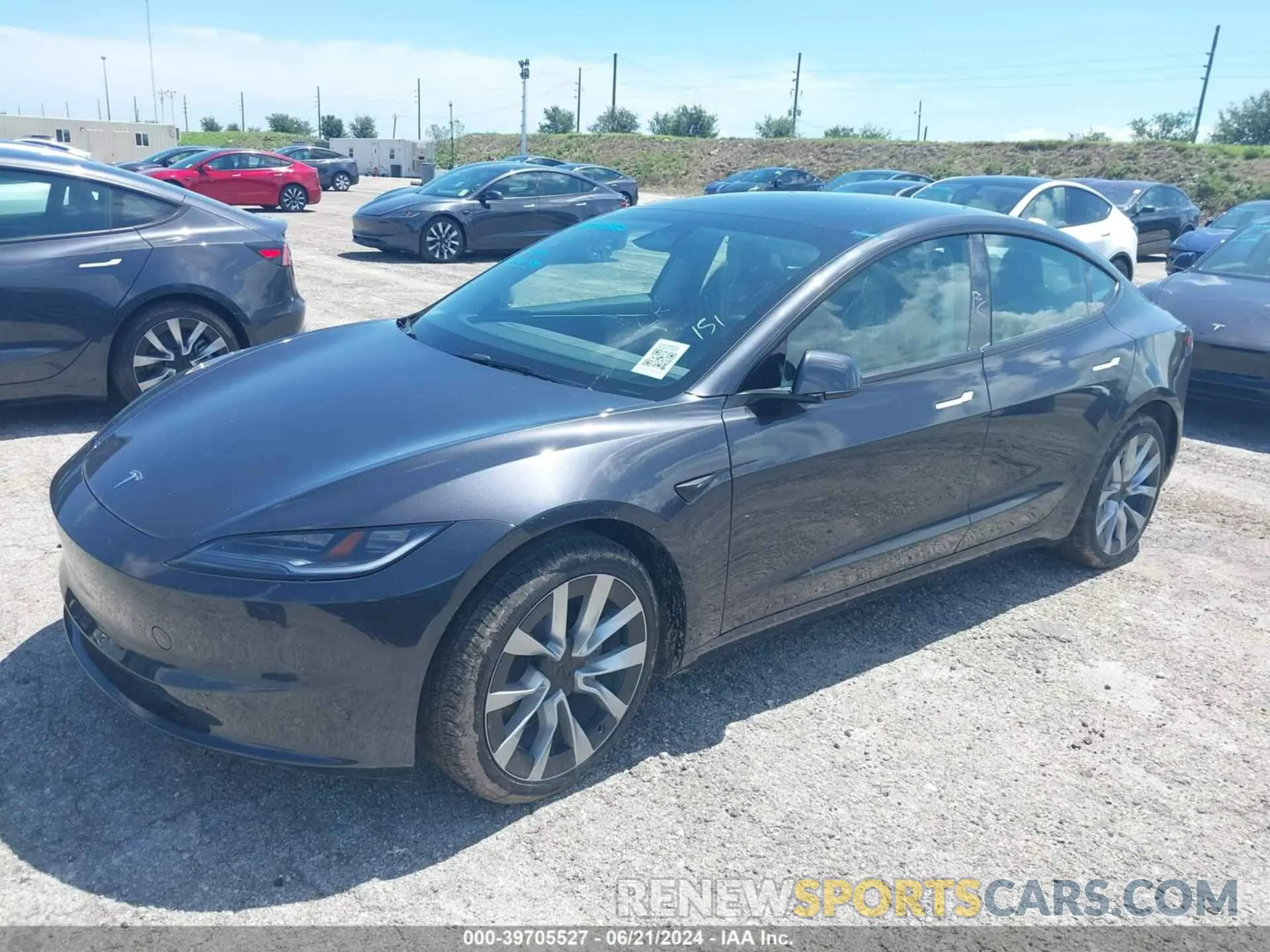 2 Photograph of a damaged car 5YJ3E1EAXRF752132 TESLA MODEL 3 2024