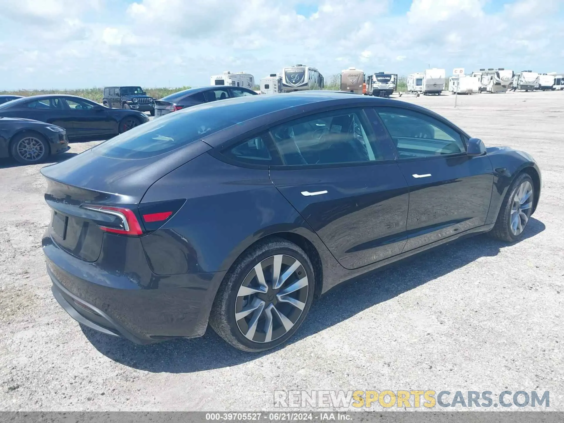 4 Photograph of a damaged car 5YJ3E1EAXRF752132 TESLA MODEL 3 2024