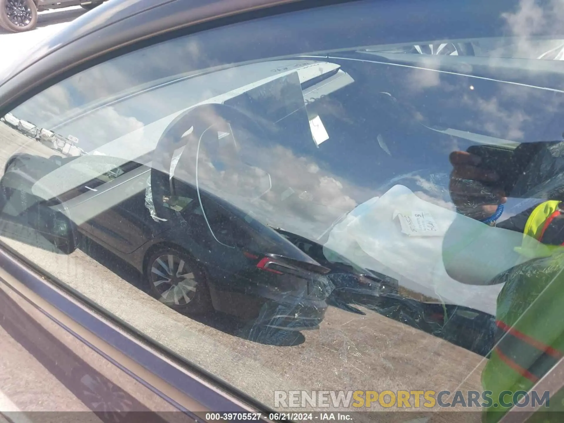 7 Photograph of a damaged car 5YJ3E1EAXRF752132 TESLA MODEL 3 2024