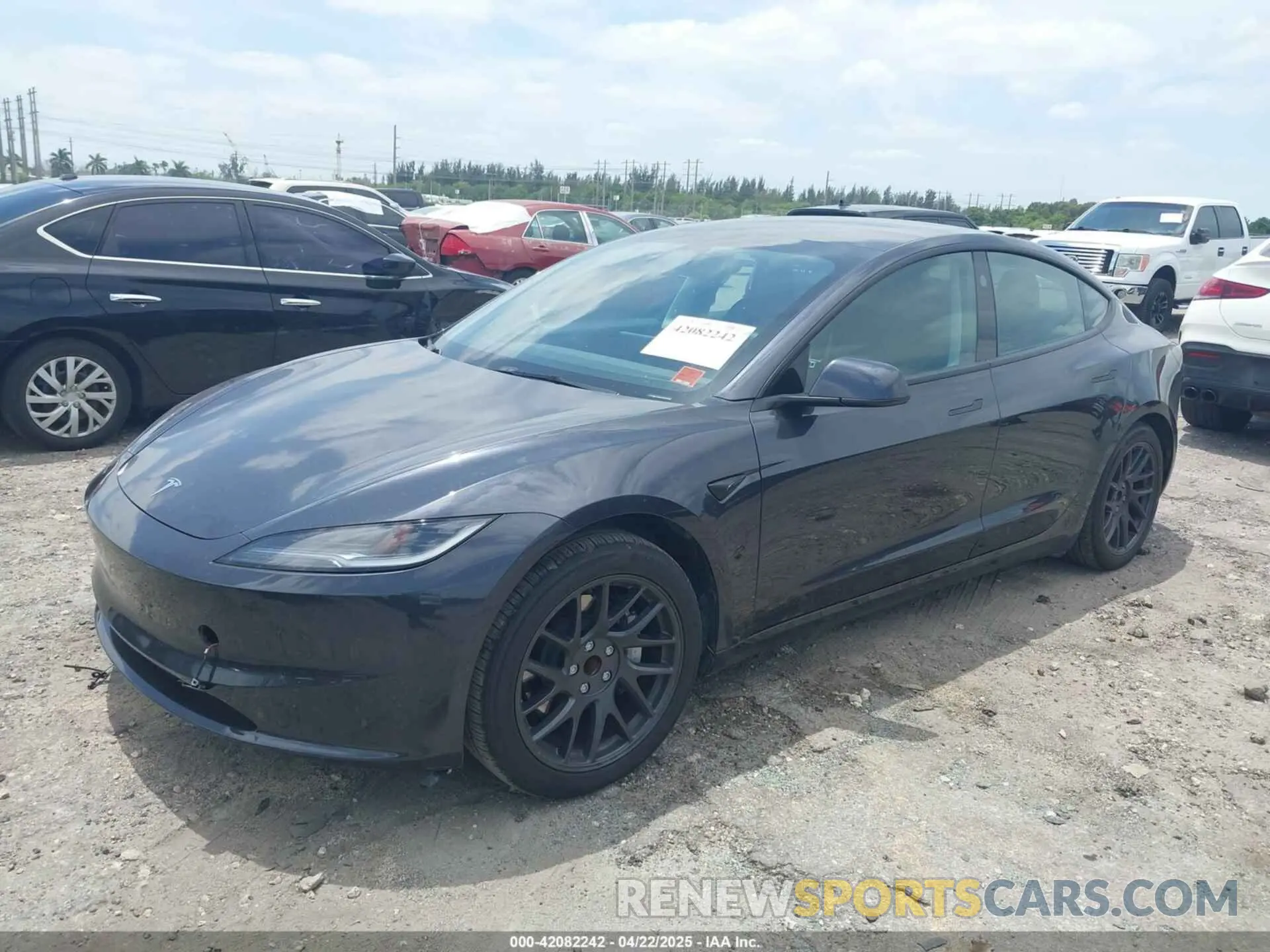 2 Photograph of a damaged car 5YJ3E1EAXRF754866 TESLA MODEL 3 2024