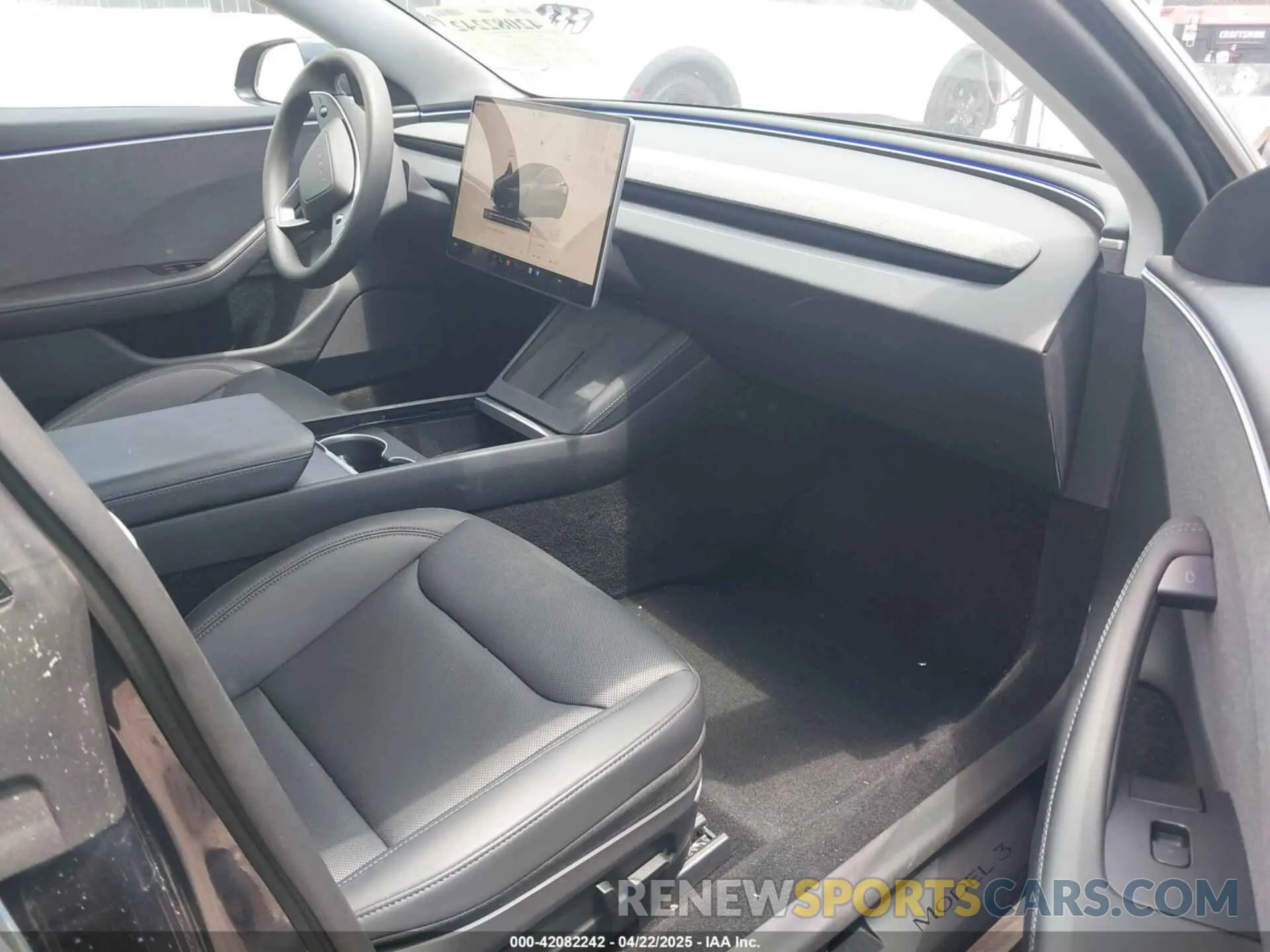 5 Photograph of a damaged car 5YJ3E1EAXRF754866 TESLA MODEL 3 2024