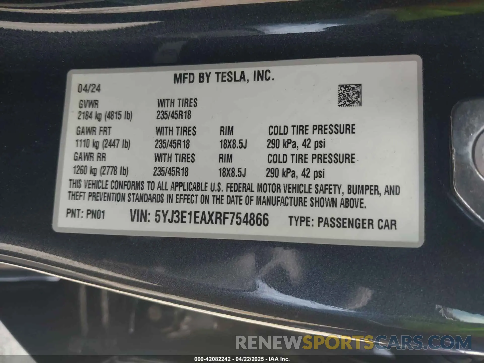 9 Photograph of a damaged car 5YJ3E1EAXRF754866 TESLA MODEL 3 2024