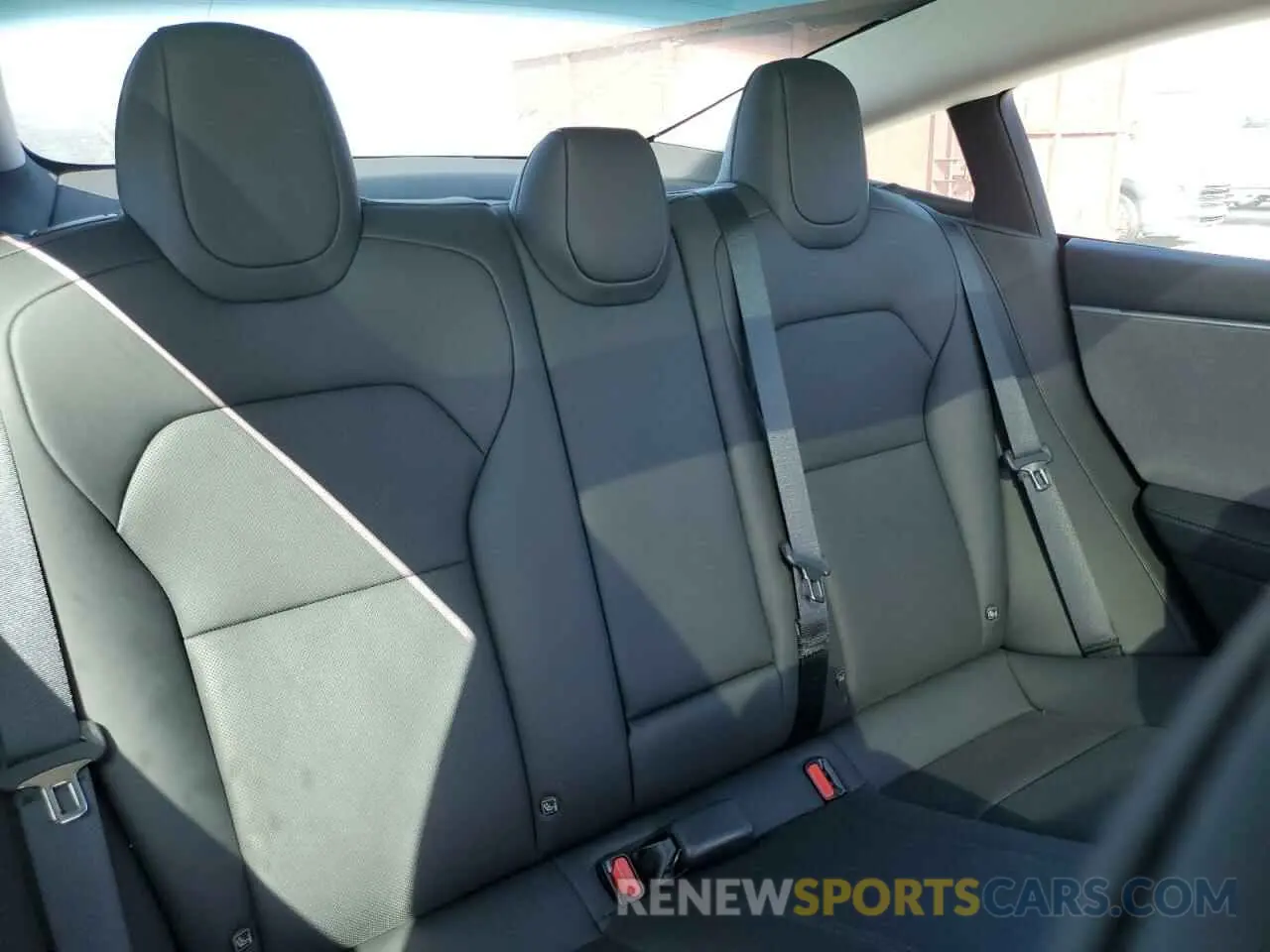 10 Photograph of a damaged car 5YJ3E1EAXRF766077 TESLA MODEL 3 2024