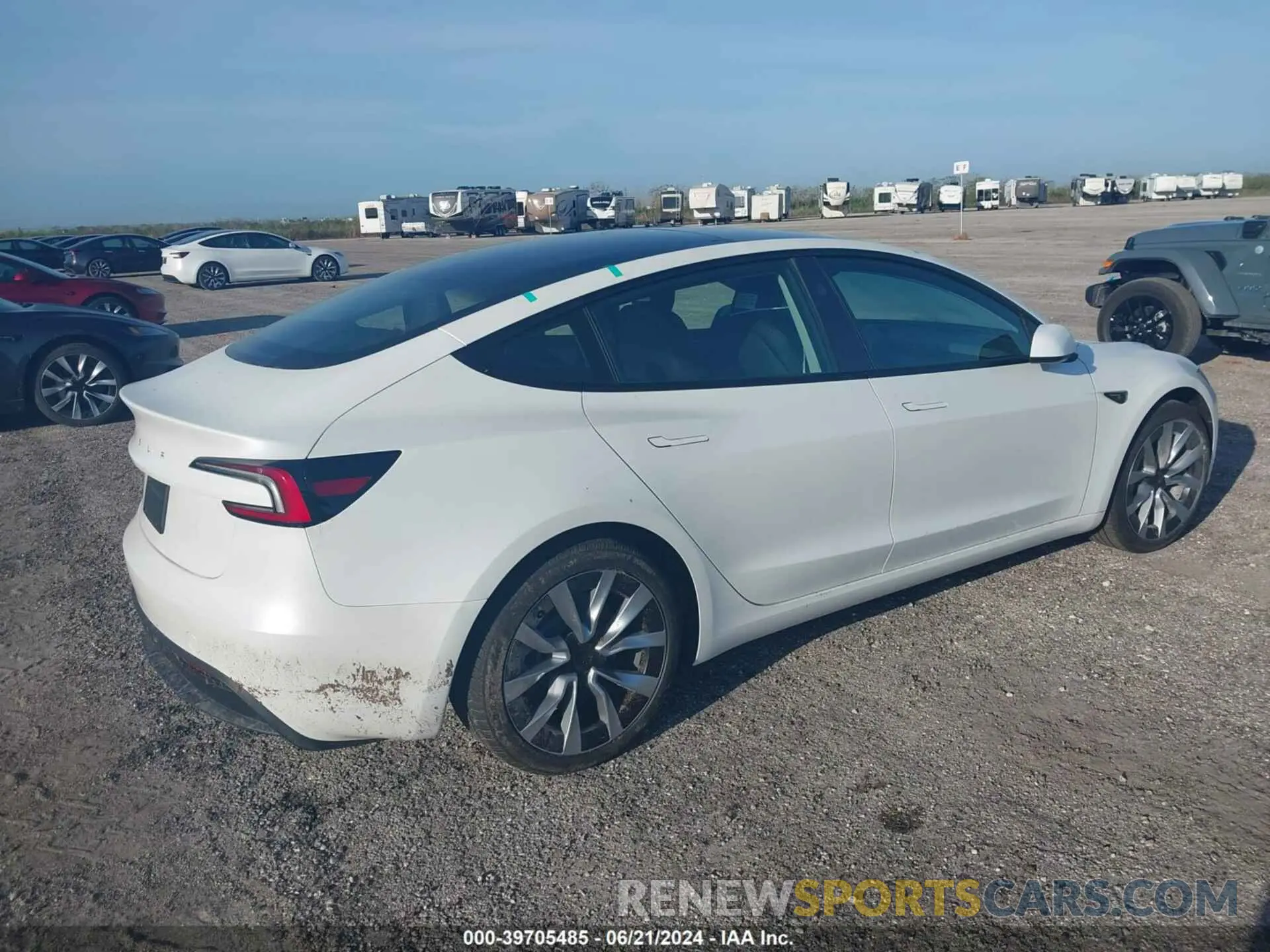 4 Photograph of a damaged car 5YJ3E1EAXRF769576 TESLA MODEL 3 2024