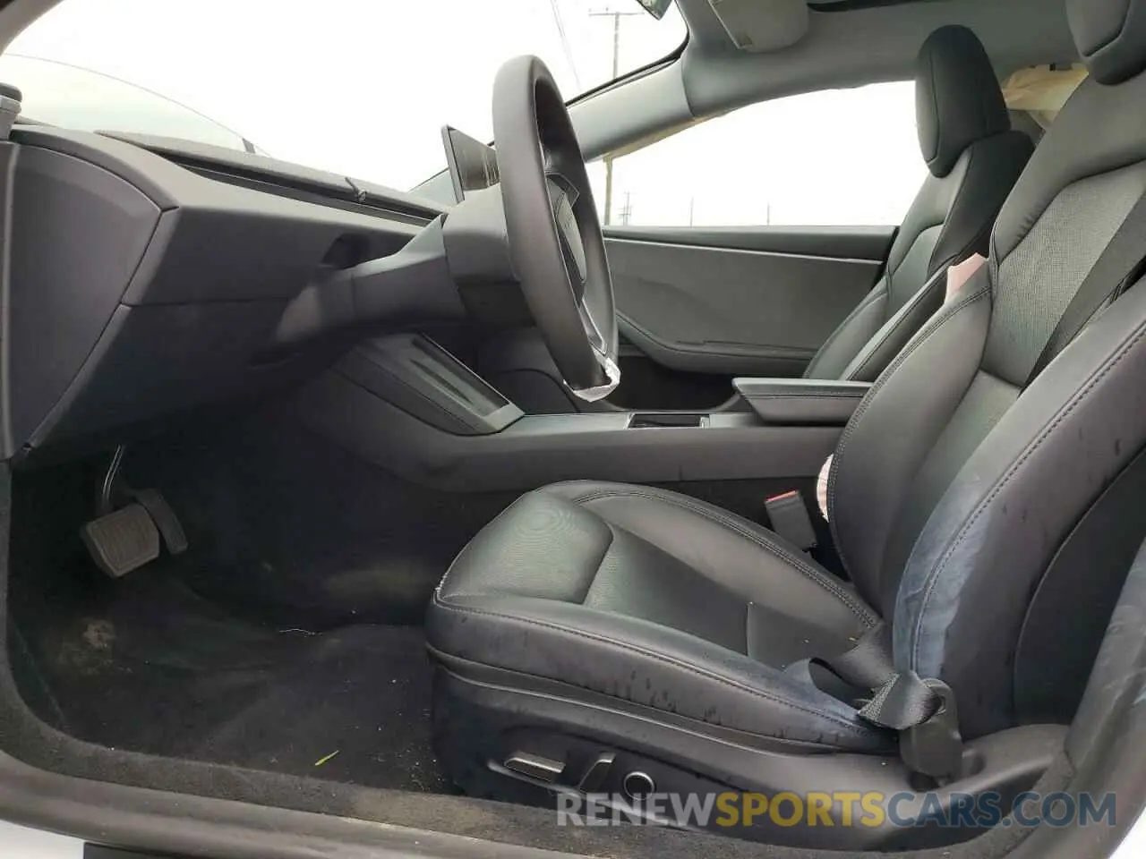 7 Photograph of a damaged car 5YJ3E1EAXRF856426 TESLA MODEL 3 2024