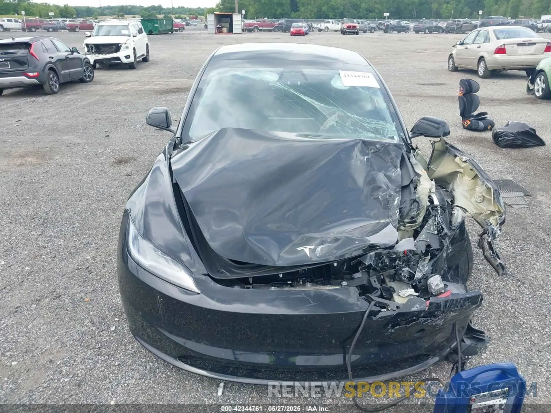 11 Photograph of a damaged car 5YJ3E1EAXRF859469 TESLA MODEL 3 2024