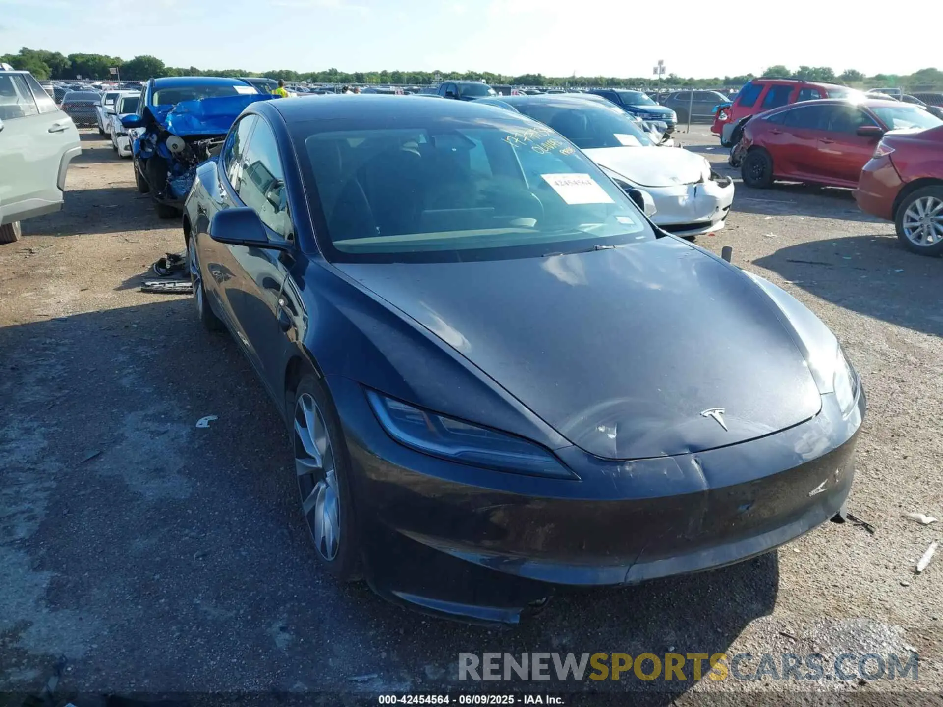 1 Photograph of a damaged car 5YJ3E1EAXRF861917 TESLA MODEL 3 2024