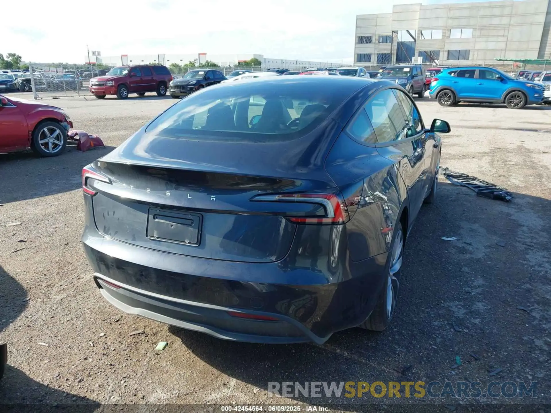 4 Photograph of a damaged car 5YJ3E1EAXRF861917 TESLA MODEL 3 2024