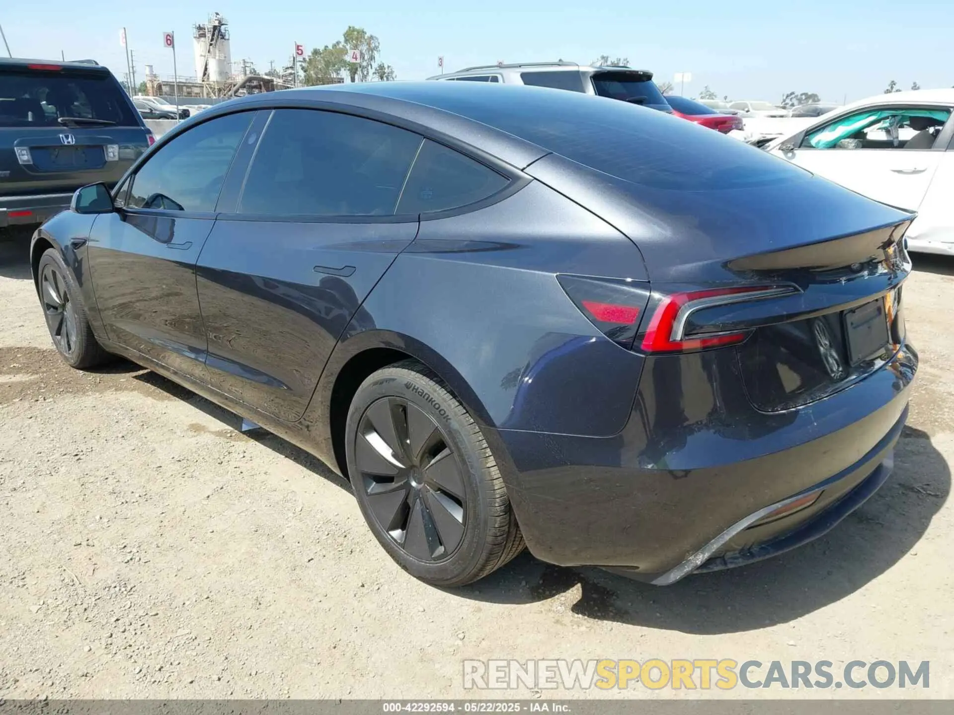 3 Photograph of a damaged car 5YJ3E1EAXRF864994 TESLA MODEL 3 2024