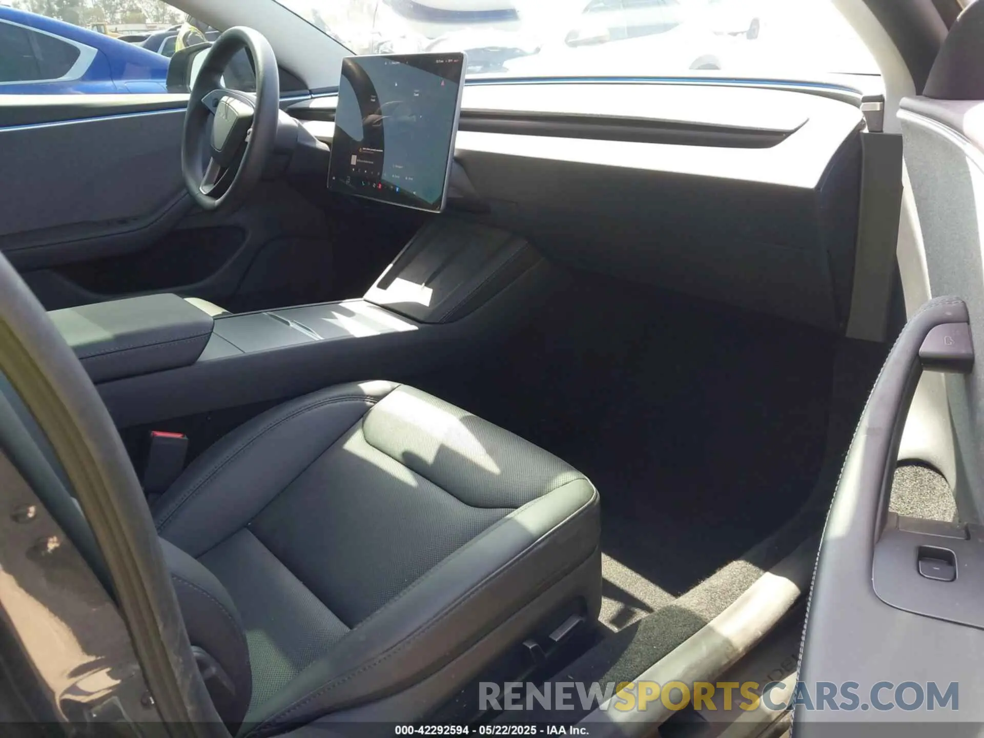 5 Photograph of a damaged car 5YJ3E1EAXRF864994 TESLA MODEL 3 2024