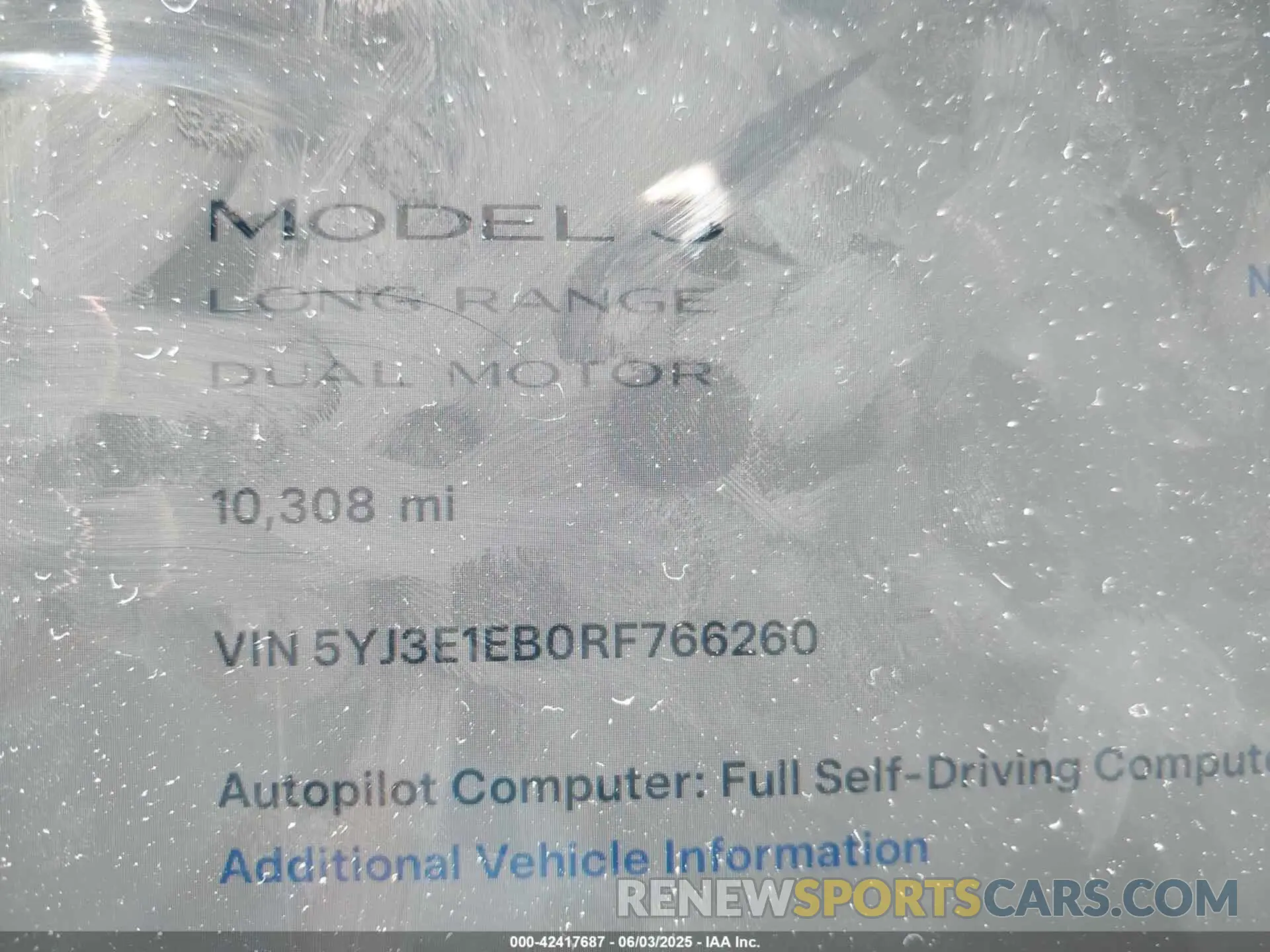 15 Photograph of a damaged car 5YJ3E1EB0RF766260 TESLA MODEL 3 2024