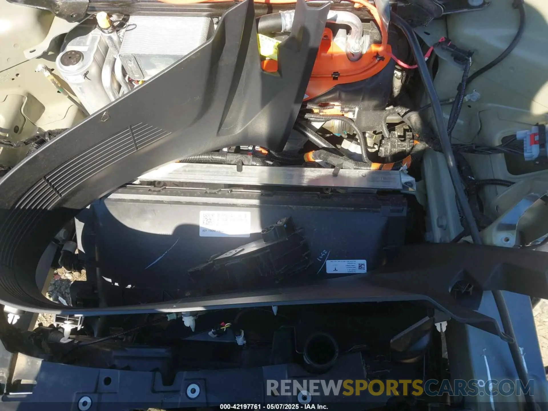 10 Photograph of a damaged car 5YJ3E1EB0RF808605 TESLA MODEL 3 2024