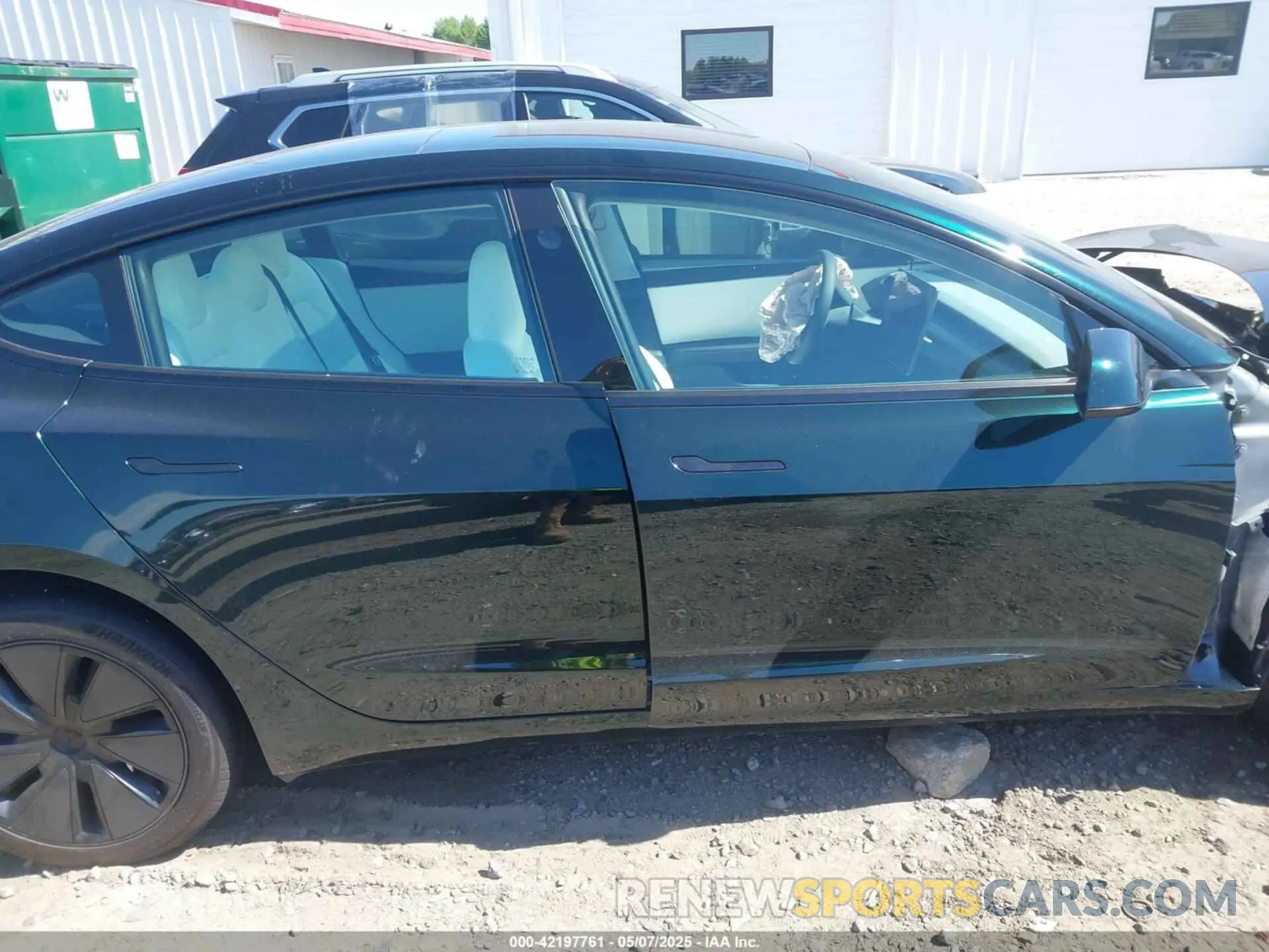 14 Photograph of a damaged car 5YJ3E1EB0RF808605 TESLA MODEL 3 2024