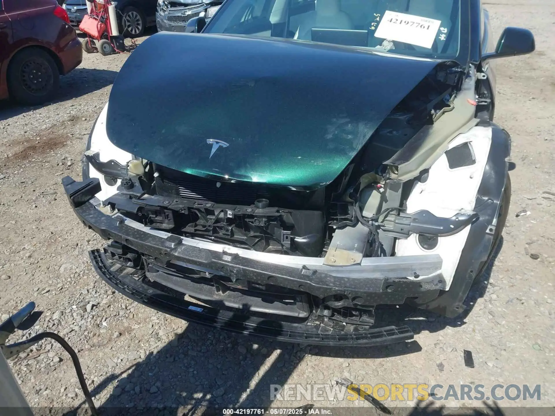 6 Photograph of a damaged car 5YJ3E1EB0RF808605 TESLA MODEL 3 2024