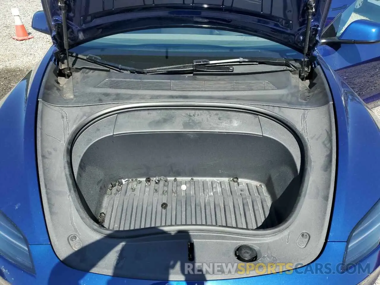 11 Photograph of a damaged car 5YJ3E1EB0RF811858 TESLA MODEL 3 2024