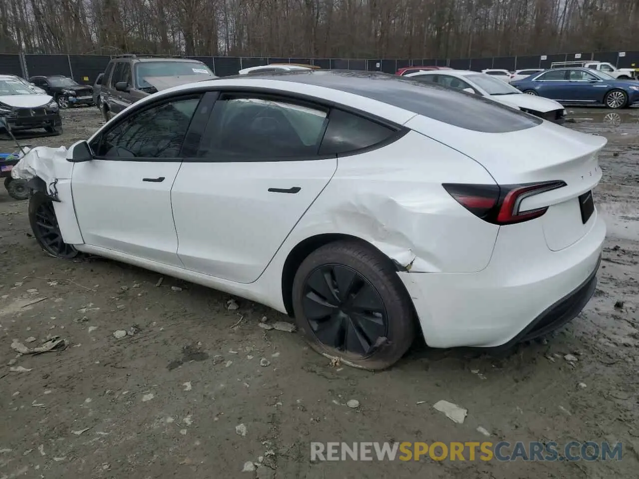 2 Photograph of a damaged car 5YJ3E1EB0RF822472 TESLA MODEL 3 2024