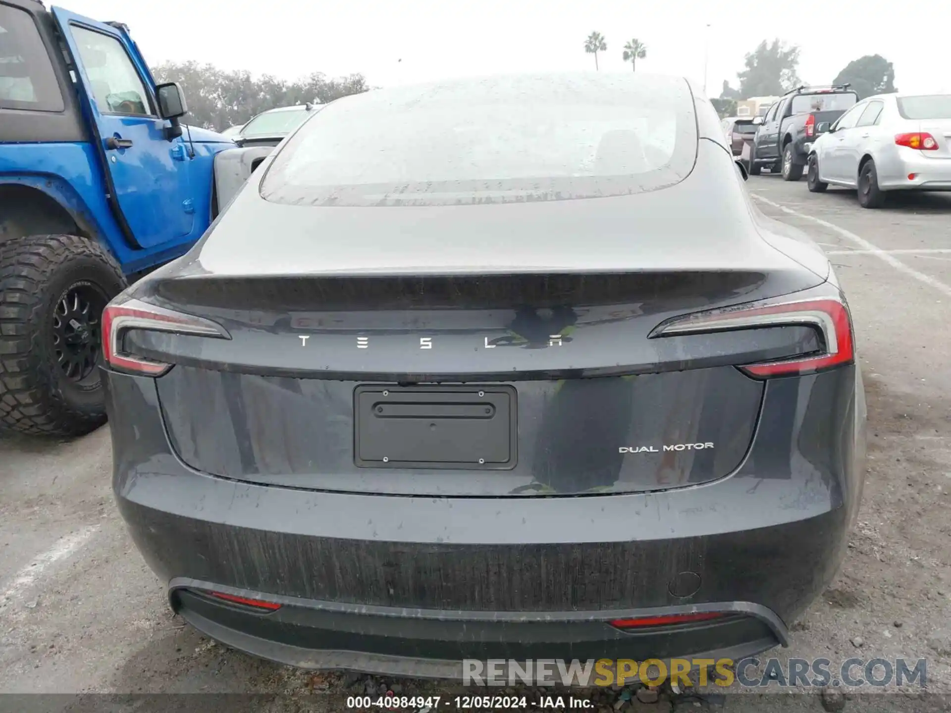 15 Photograph of a damaged car 5YJ3E1EB0RF849154 TESLA MODEL 3 2024