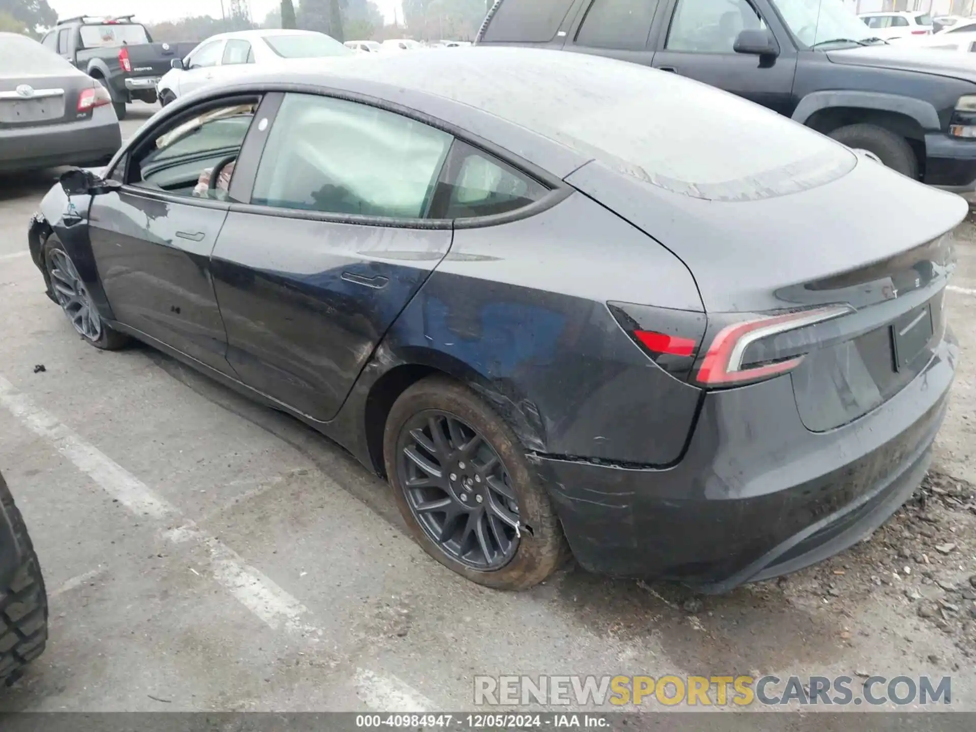 3 Photograph of a damaged car 5YJ3E1EB0RF849154 TESLA MODEL 3 2024