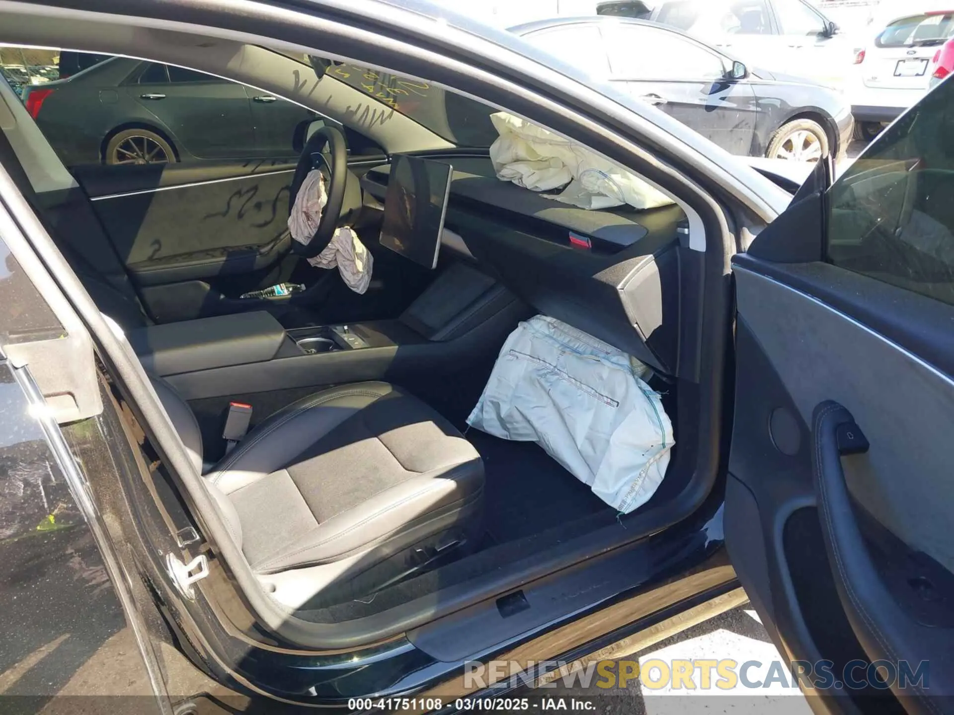 5 Photograph of a damaged car 5YJ3E1EB1RF730416 TESLA MODEL 3 2024