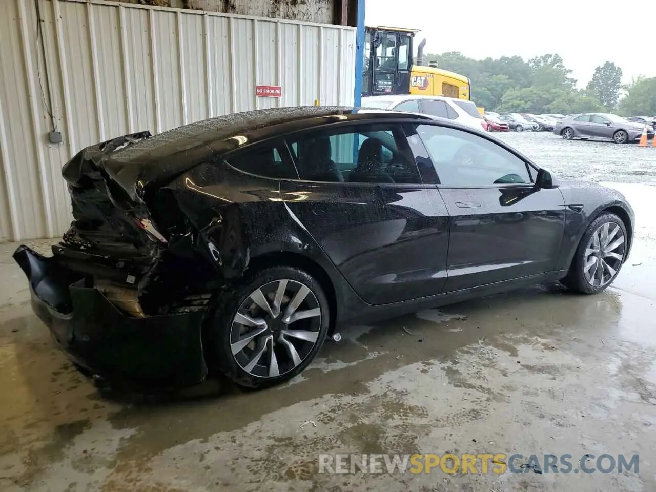 3 Photograph of a damaged car 5YJ3E1EB1RF735499 TESLA MODEL 3 2024