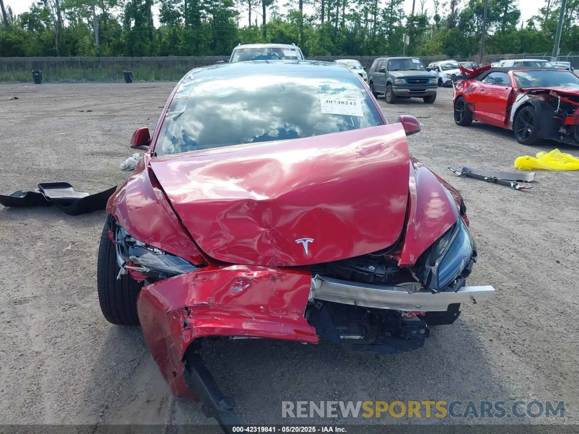 12 Photograph of a damaged car 5YJ3E1EB1RF768695 TESLA MODEL 3 2024