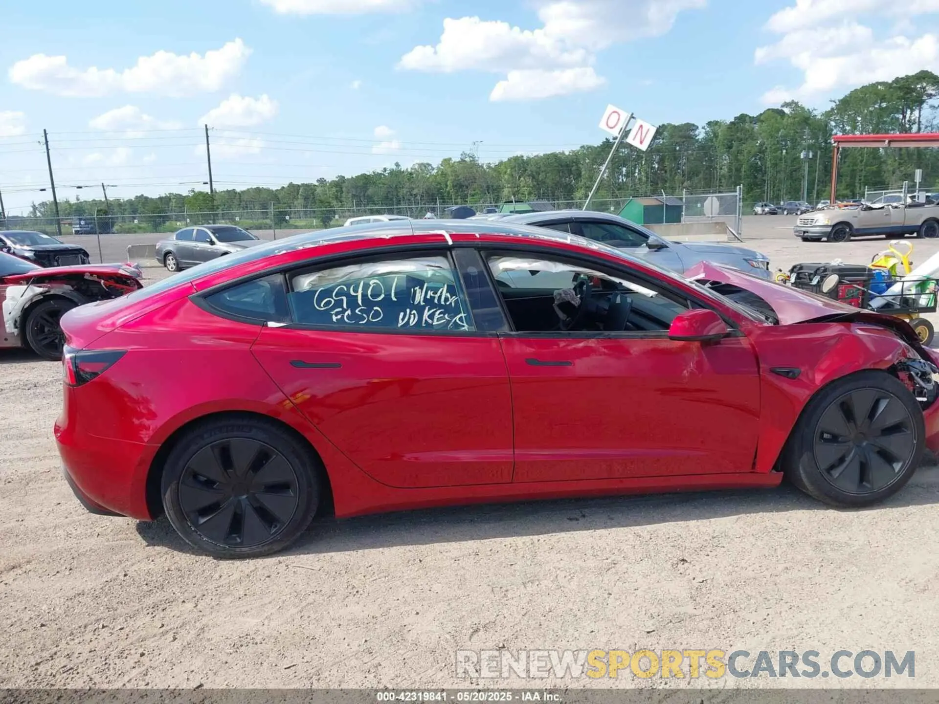 13 Photograph of a damaged car 5YJ3E1EB1RF768695 TESLA MODEL 3 2024