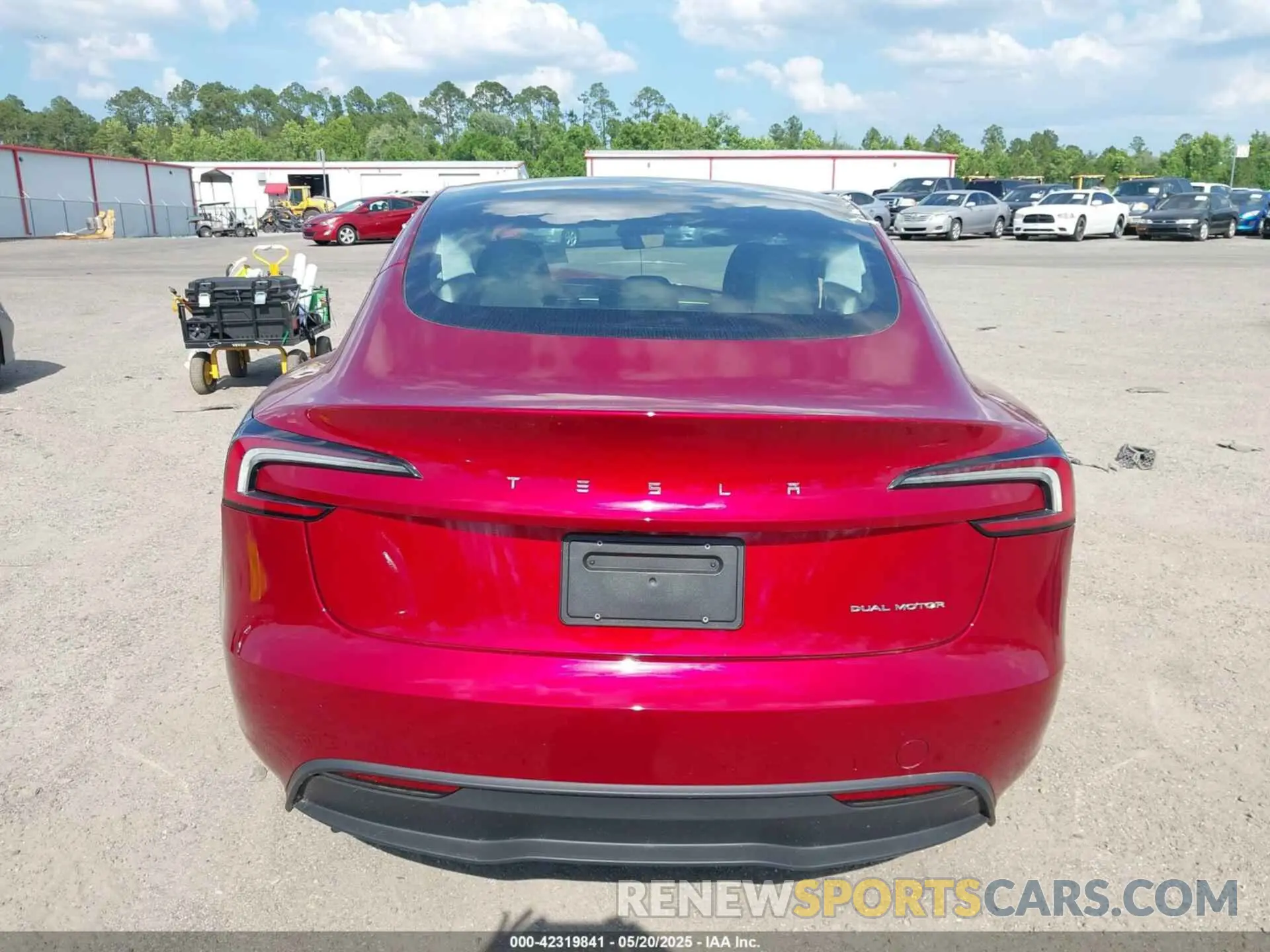 16 Photograph of a damaged car 5YJ3E1EB1RF768695 TESLA MODEL 3 2024