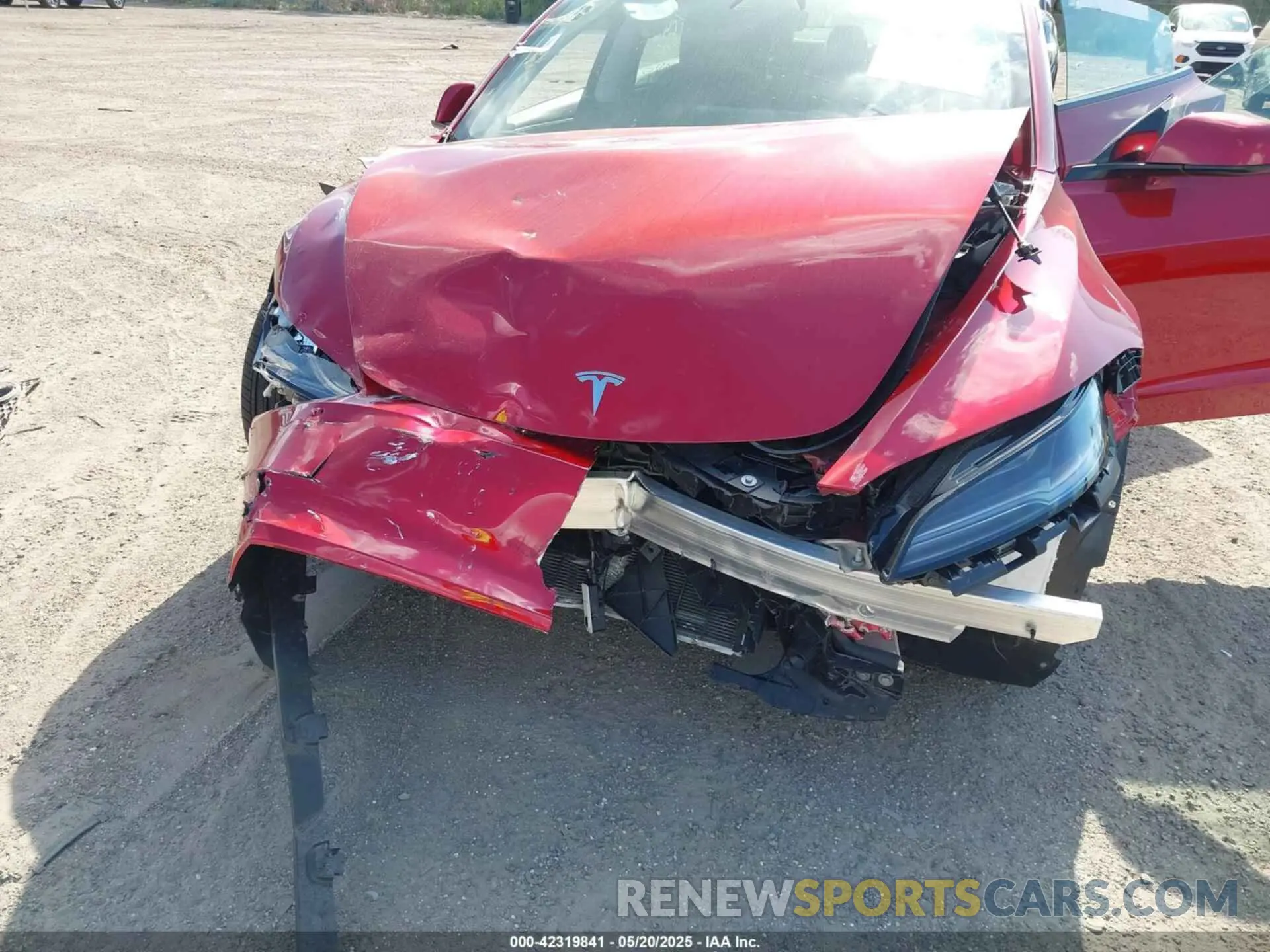 6 Photograph of a damaged car 5YJ3E1EB1RF768695 TESLA MODEL 3 2024