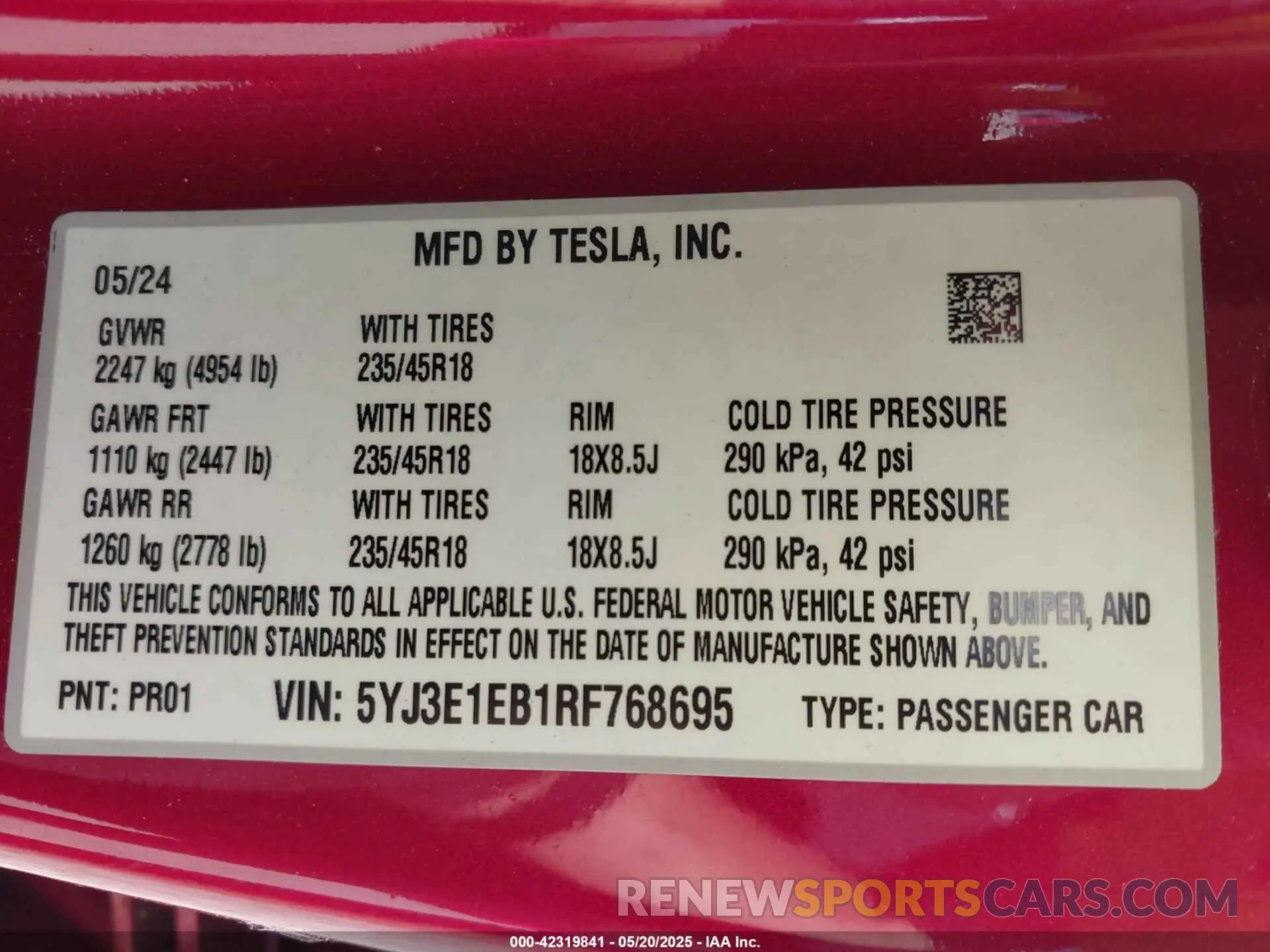 9 Photograph of a damaged car 5YJ3E1EB1RF768695 TESLA MODEL 3 2024