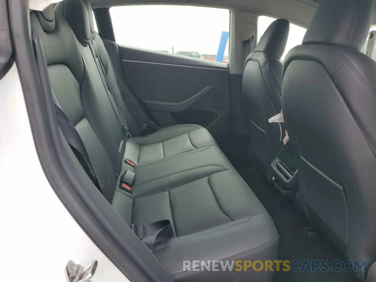 11 Photograph of a damaged car 5YJ3E1EB1RF789756 TESLA MODEL 3 2024