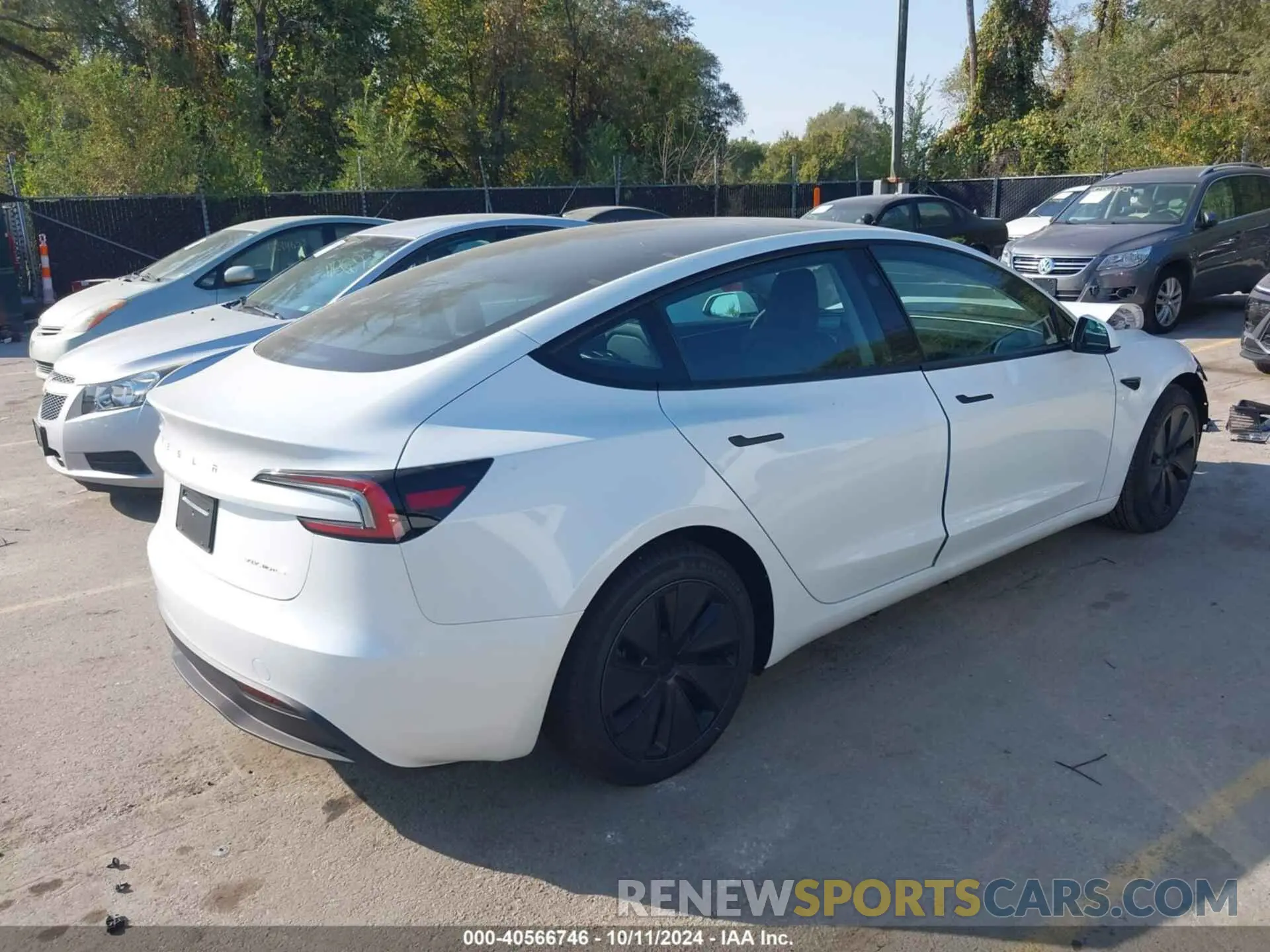 4 Photograph of a damaged car 5YJ3E1EB1RF792558 TESLA MODEL 3 2024