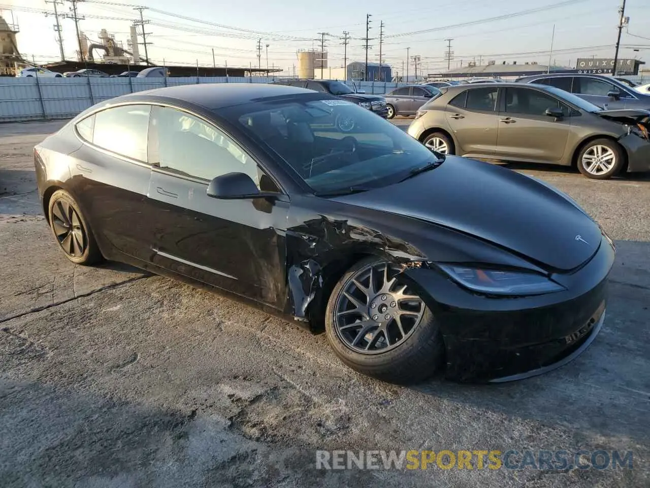 4 Photograph of a damaged car 5YJ3E1EB1RF799493 TESLA MODEL 3 2024