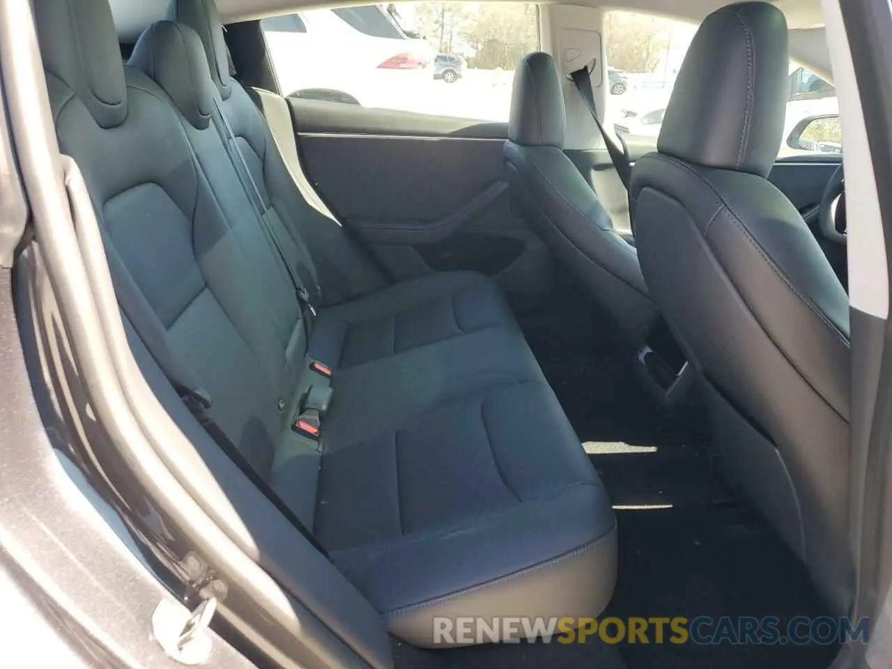 11 Photograph of a damaged car 5YJ3E1EB1RF799509 TESLA MODEL 3 2024