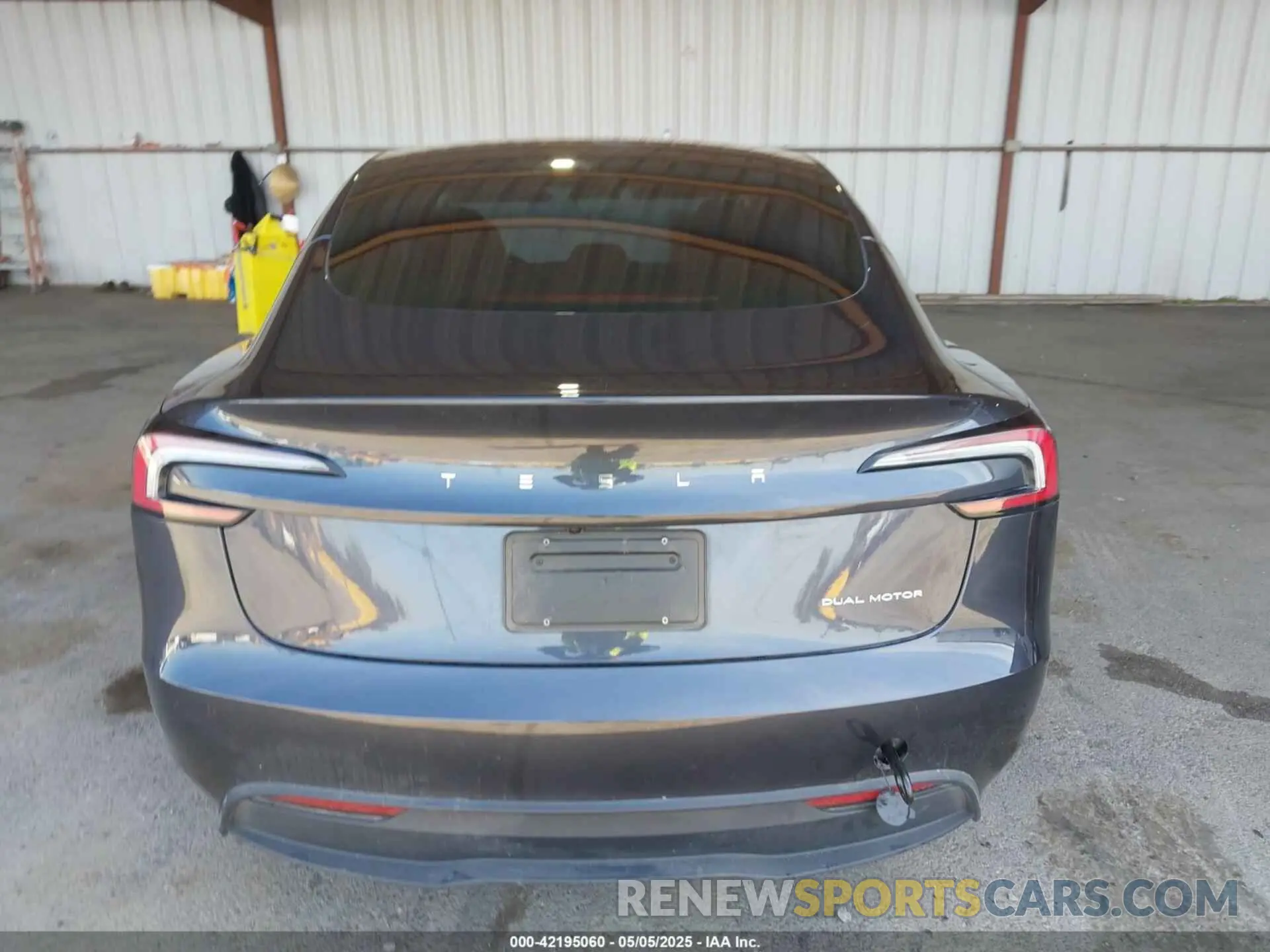 15 Photograph of a damaged car 5YJ3E1EB1RF816244 TESLA MODEL 3 2024