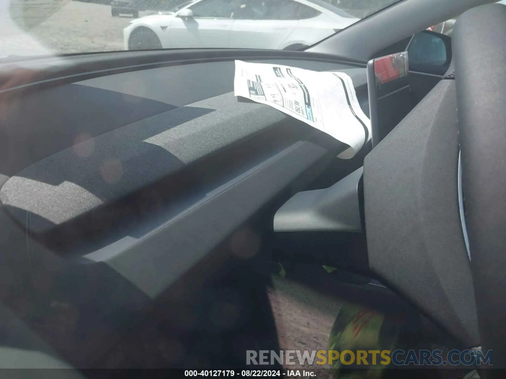 7 Photograph of a damaged car 5YJ3E1EB1RF821198 TESLA MODEL 3 2024