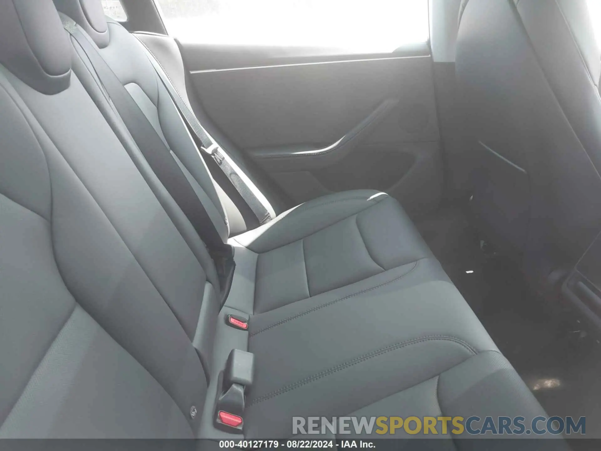 8 Photograph of a damaged car 5YJ3E1EB1RF821198 TESLA MODEL 3 2024