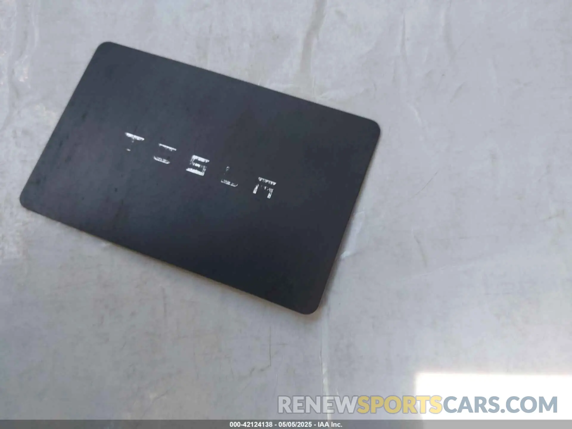 11 Photograph of a damaged car 5YJ3E1EB2RF740291 TESLA MODEL 3 2024