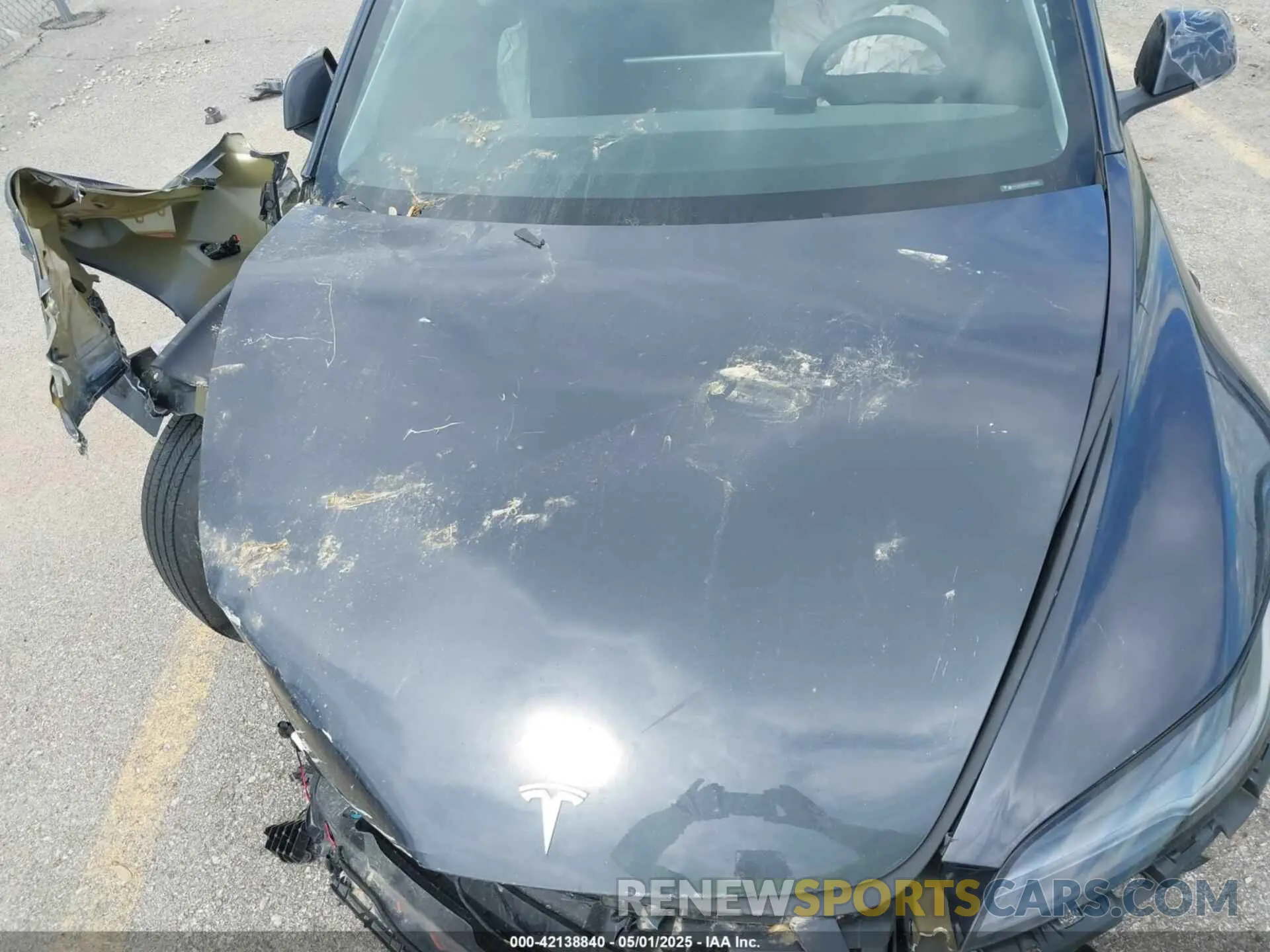 10 Photograph of a damaged car 5YJ3E1EB2RF740887 TESLA MODEL 3 2024