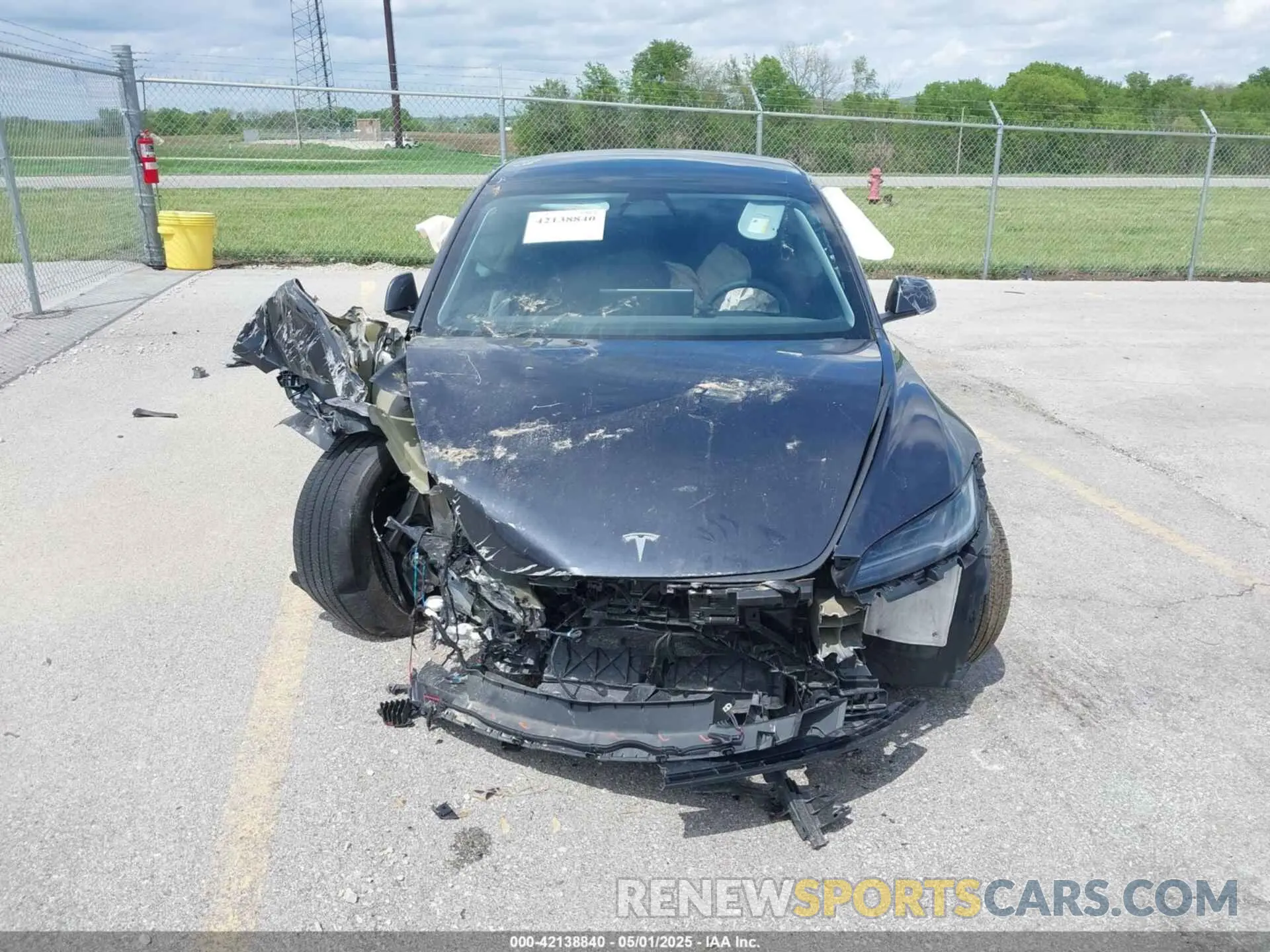 12 Photograph of a damaged car 5YJ3E1EB2RF740887 TESLA MODEL 3 2024
